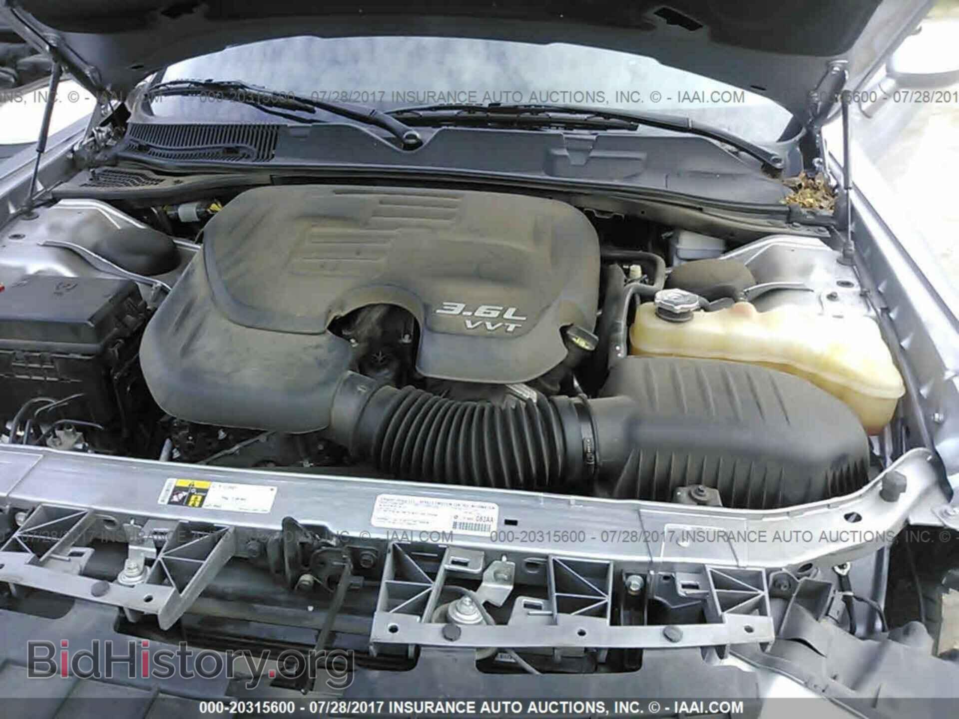 2014 Dodge Challenger - VIN: 2C3CDYAG3EH196681 - Photo 10