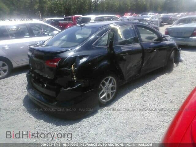 2015 Ford Focus - VIN: 1FADP3F27FL338757 - Photo 4