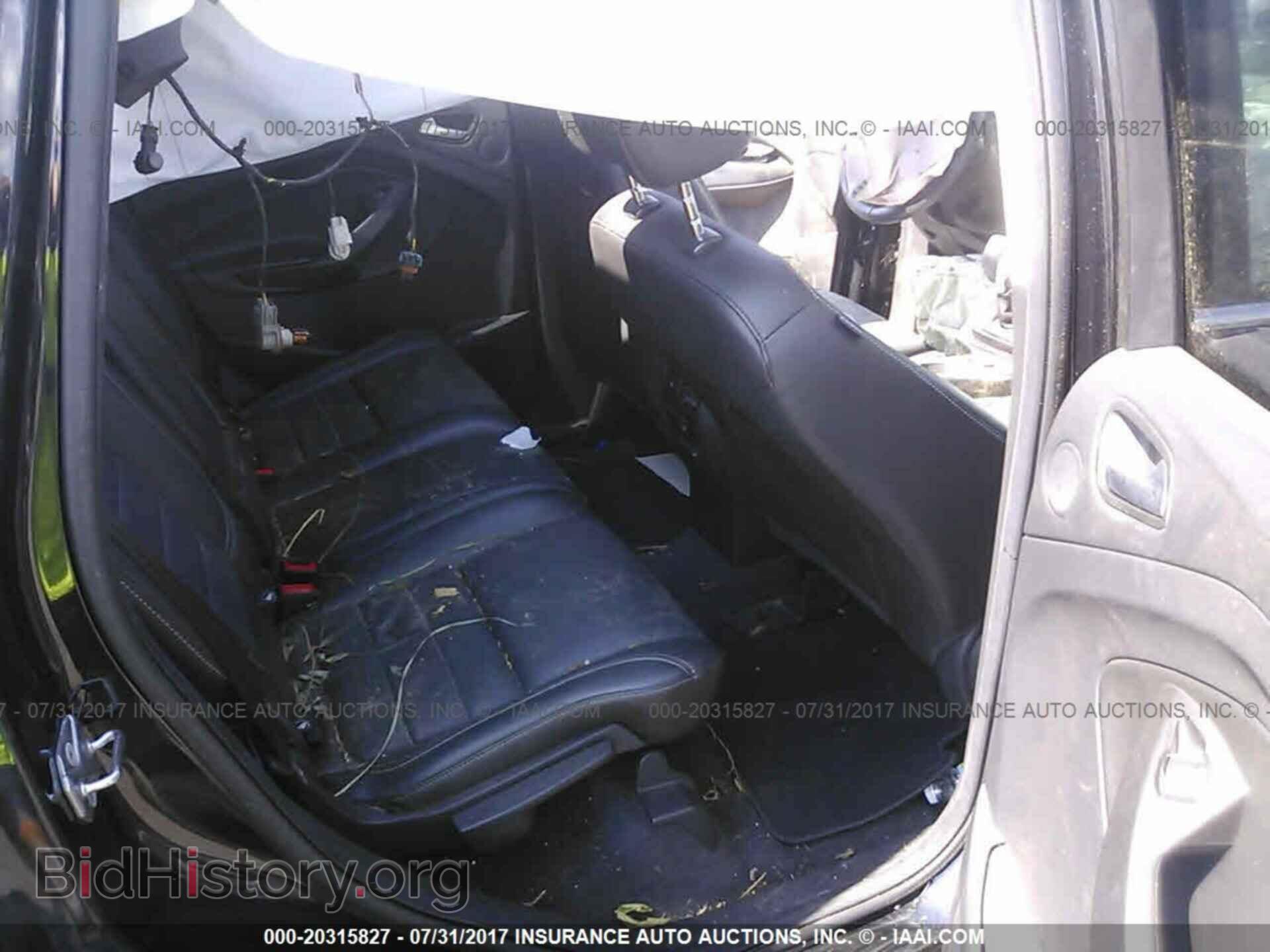 2014 Ford Escape - VIN: 1FMCU9J90EUC64107 - Photo 8