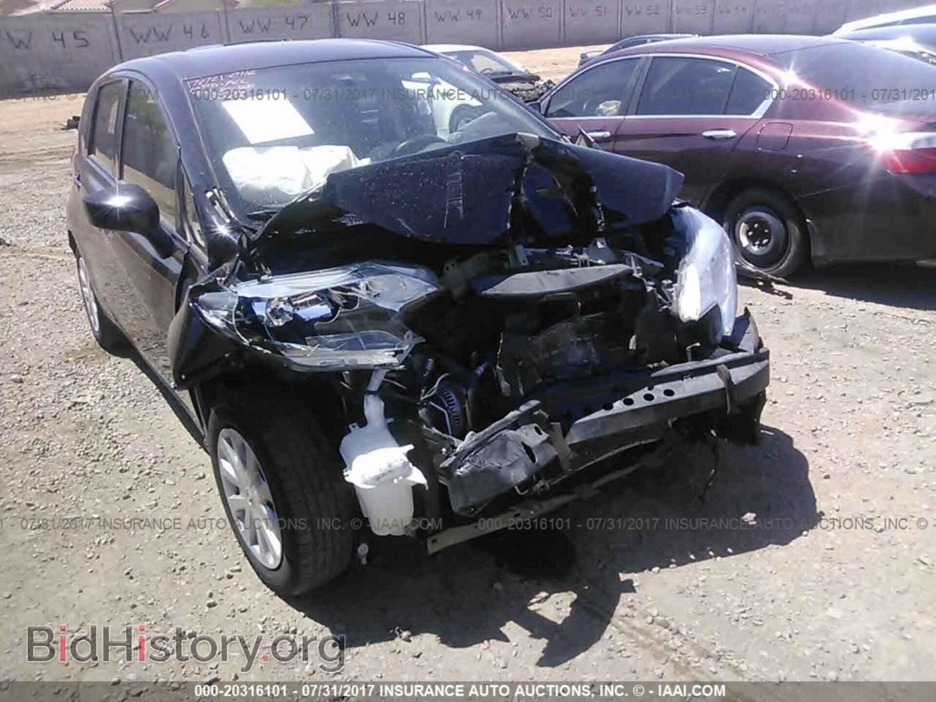 2015 Nissan Versa note - VIN: 3N1CE2CP6FL408679 - Фото 6