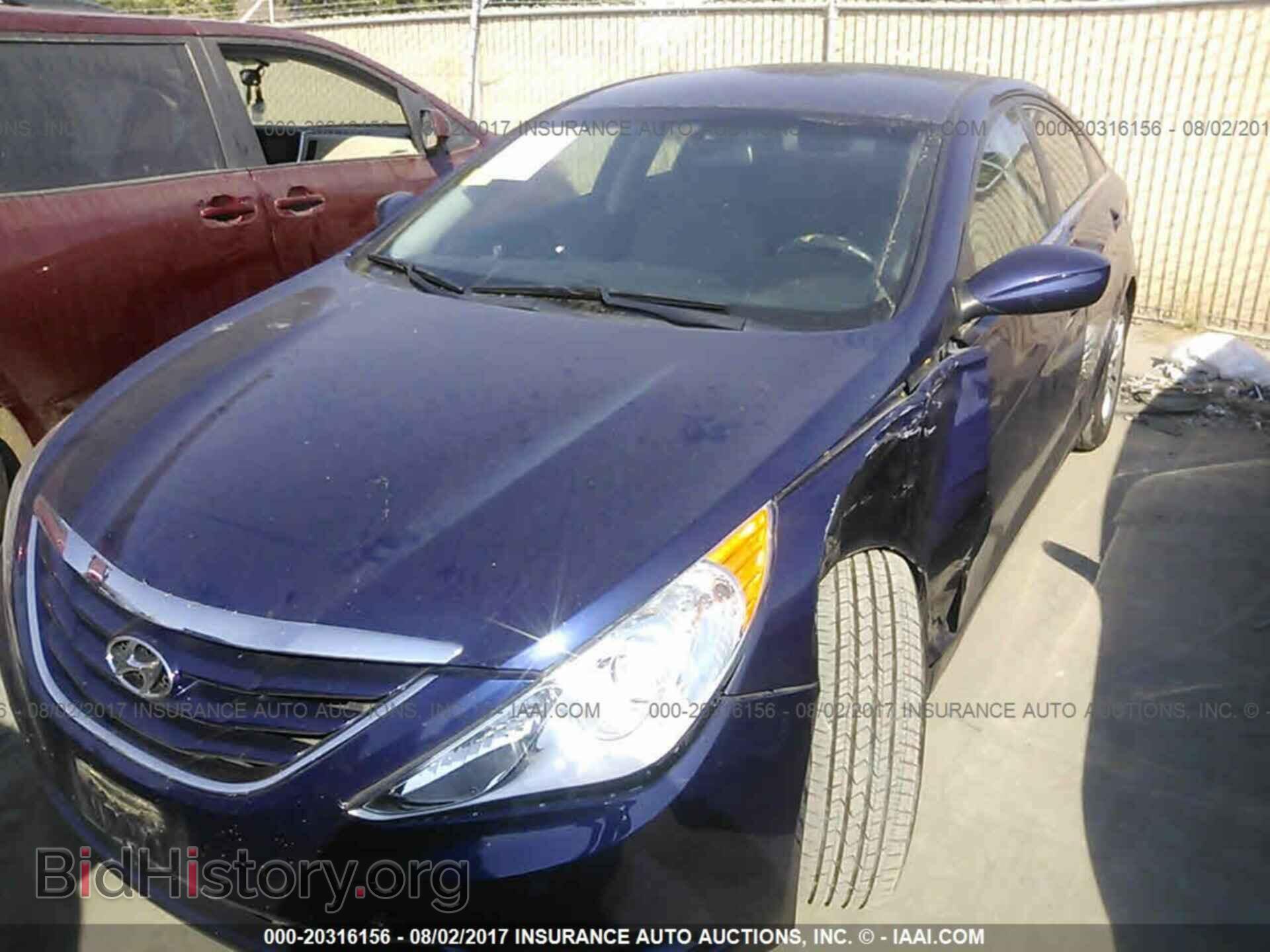 2012 Hyundai Sonata - VIN: 5NPEB4AC7CH382079 - Фото 2
