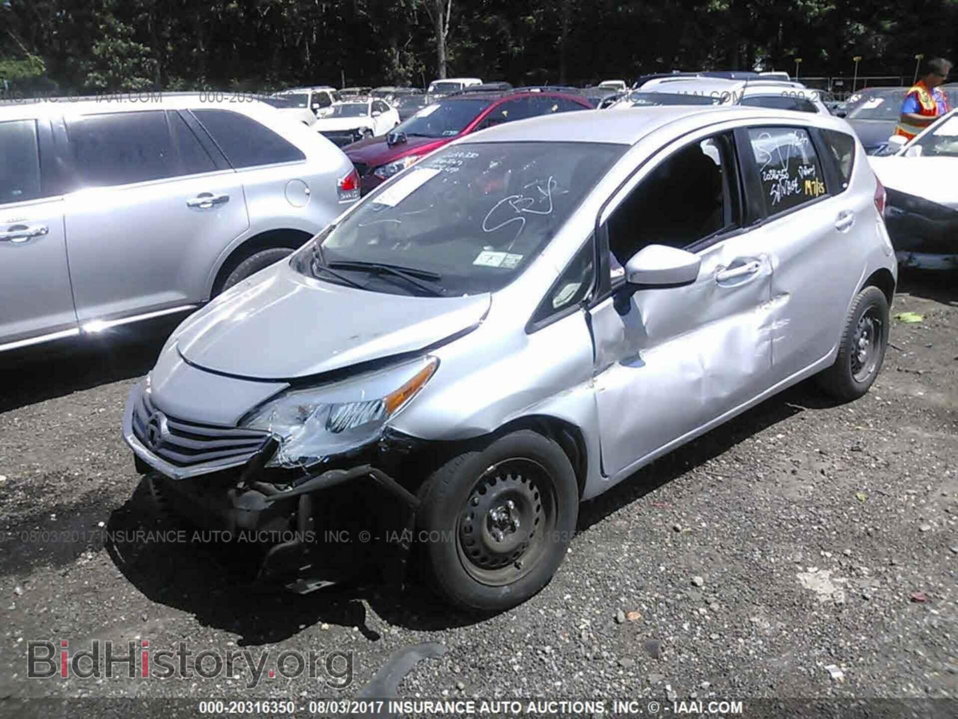 2016 Nissan Versa note - VIN: 3N1CE2CP4GL401389 - Фото 2