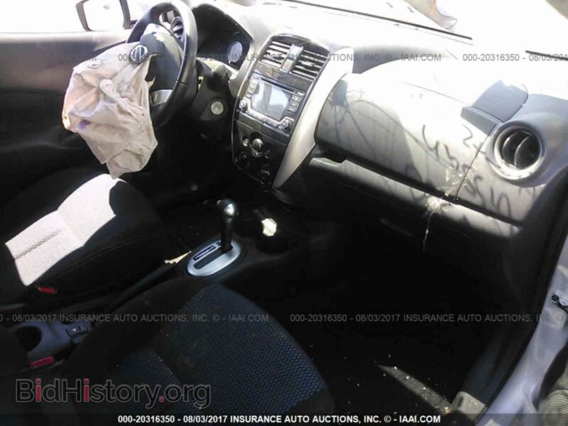 2016 Nissan VERSA NOTE (VIN 3N1CE2CP4GL401389) — photo 5 of 10