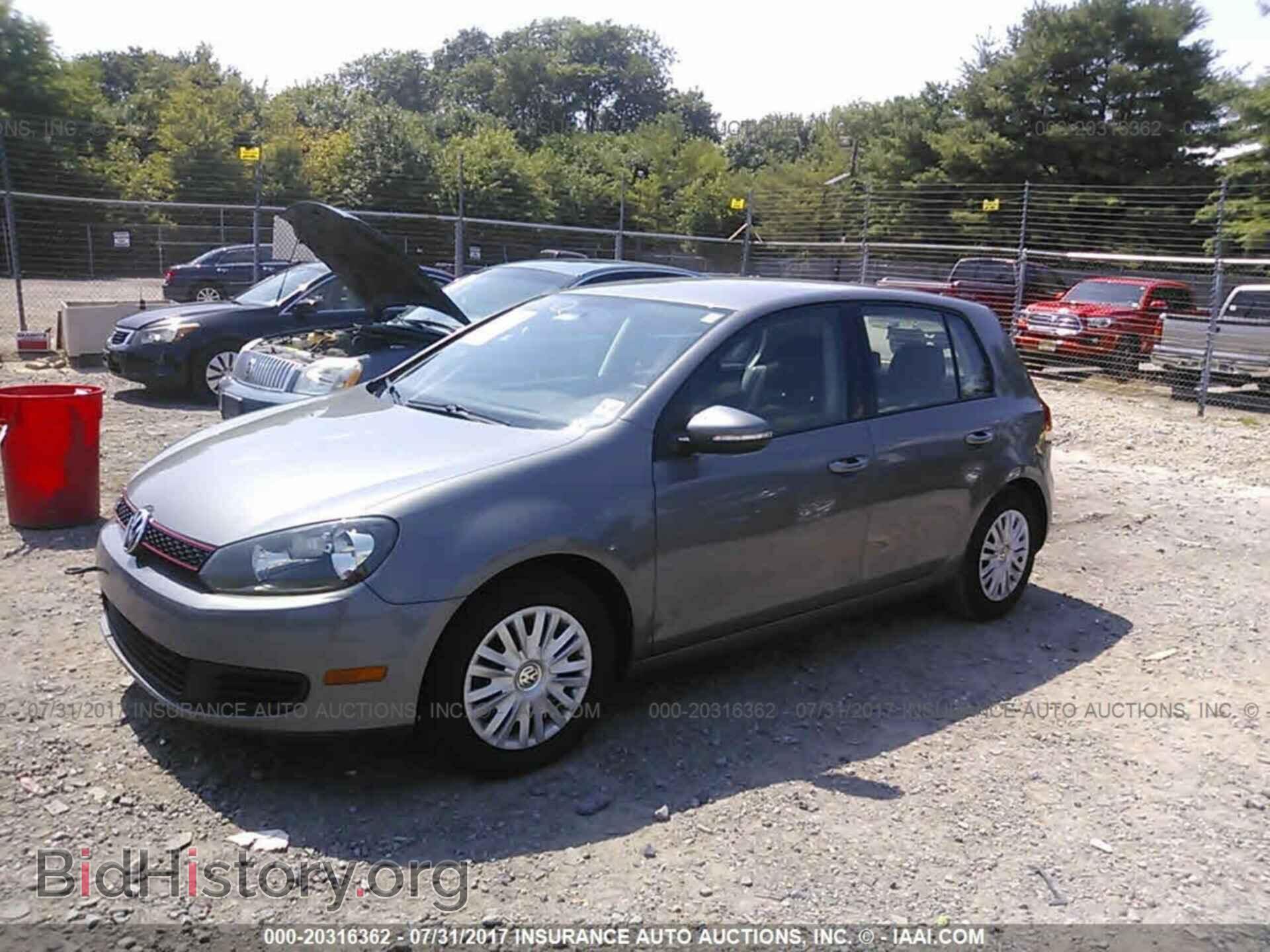2013 Volkswagen Golf - VIN: WVWDB7AJ4DW134265 - Фото 2