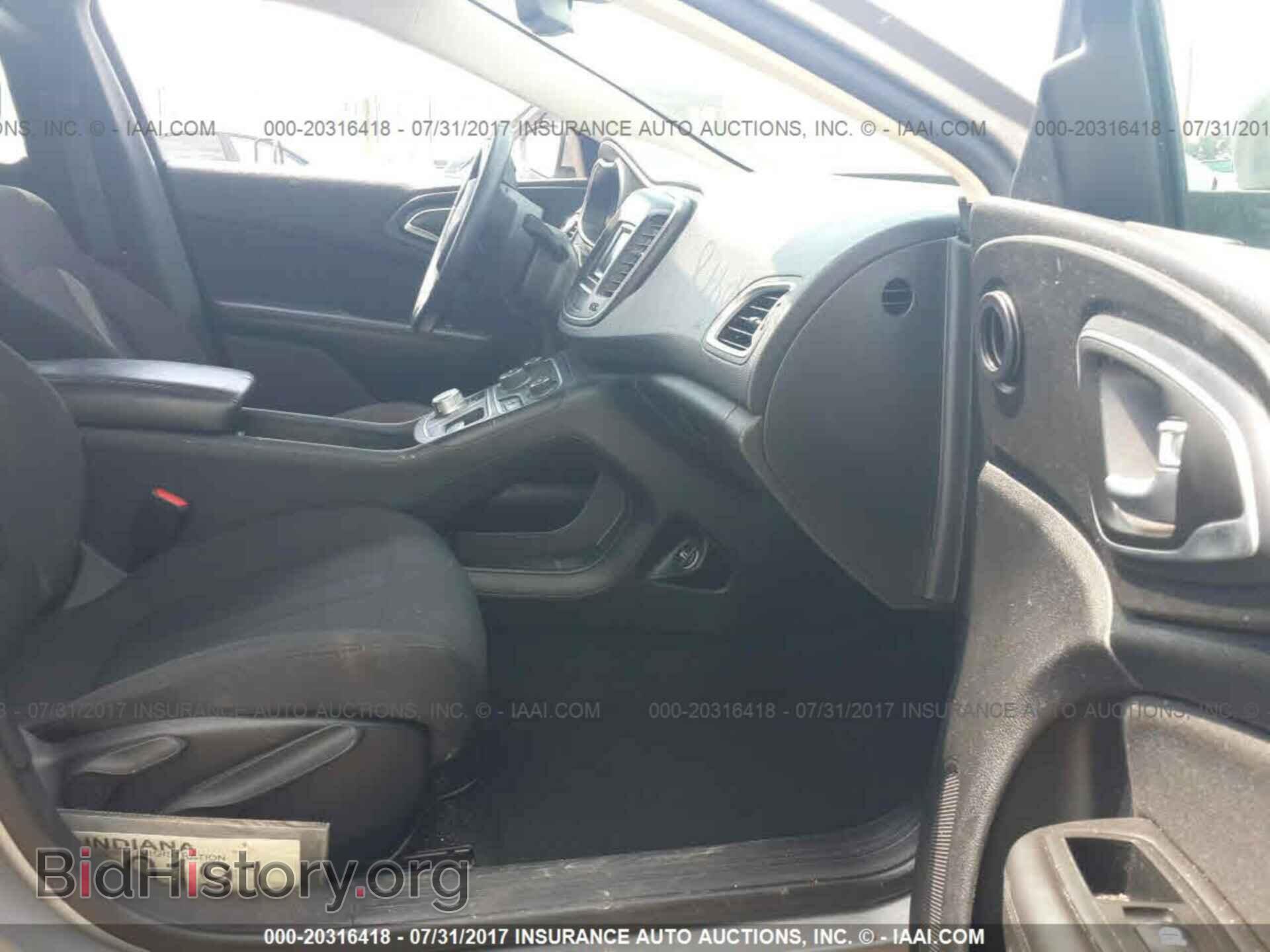 2015 Chrysler 200 - VIN: 1C3CCCAB3FN525267 - Photo 5