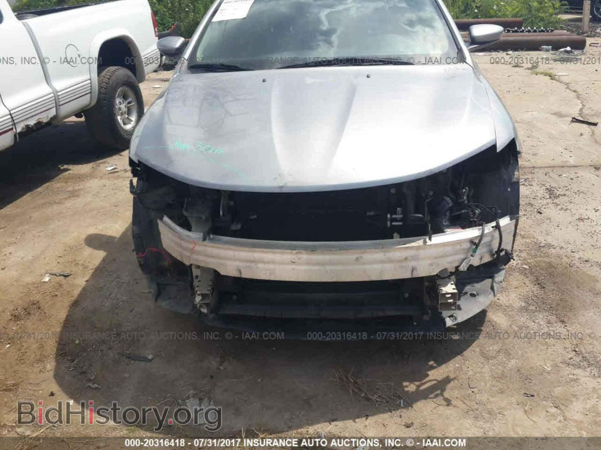 2015 Chrysler 200 - VIN: 1C3CCCAB3FN525267 - Photo 6