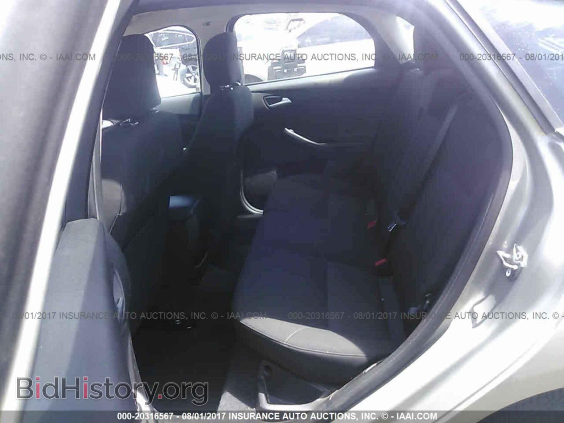 2015 Ford Focus - VIN: 1FADP3K28FL263654 - Photo 8