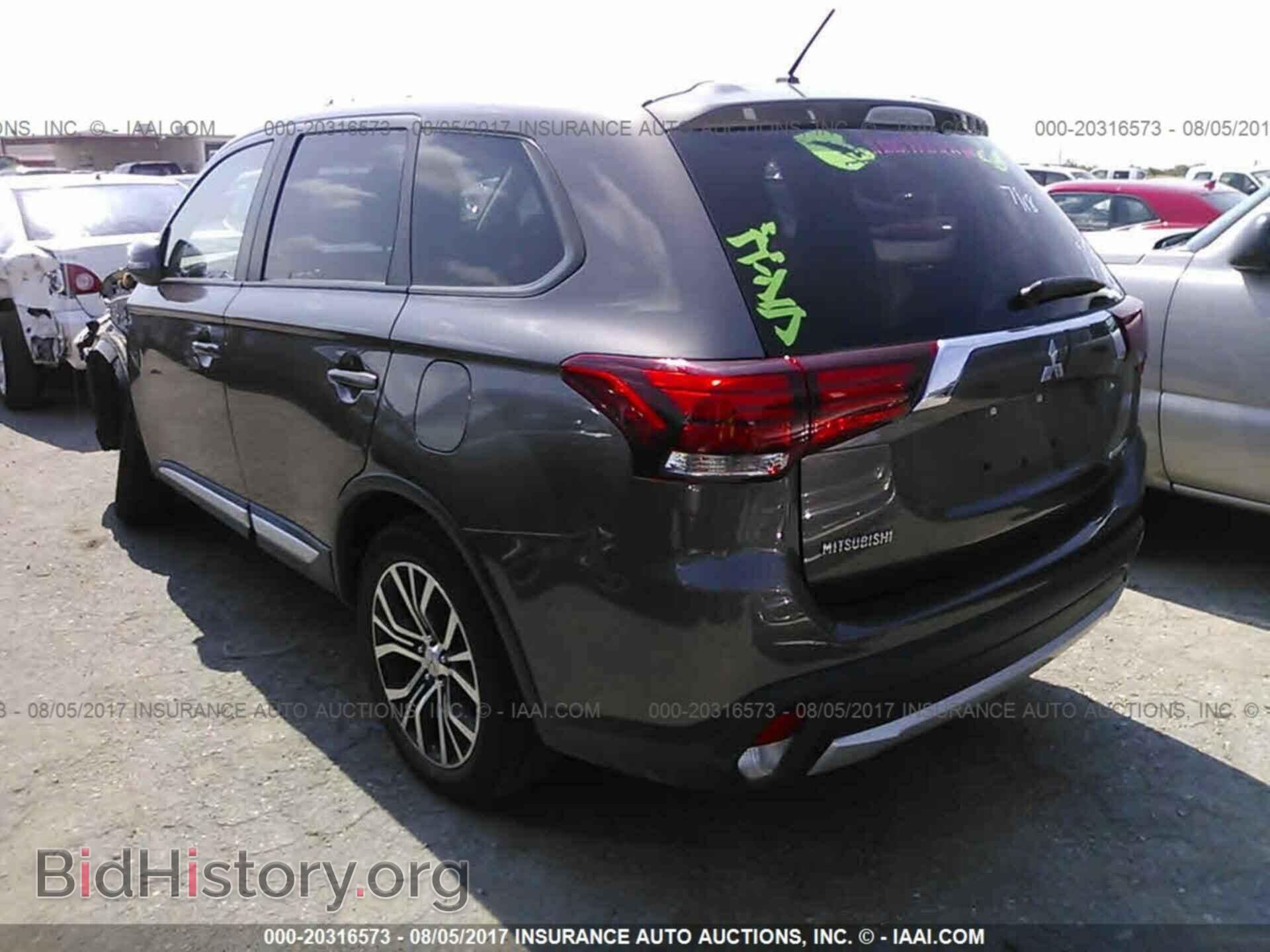 2016 Mitsubishi Outlander - VIN: JA4AD3A36GZ044961 - Фото 3