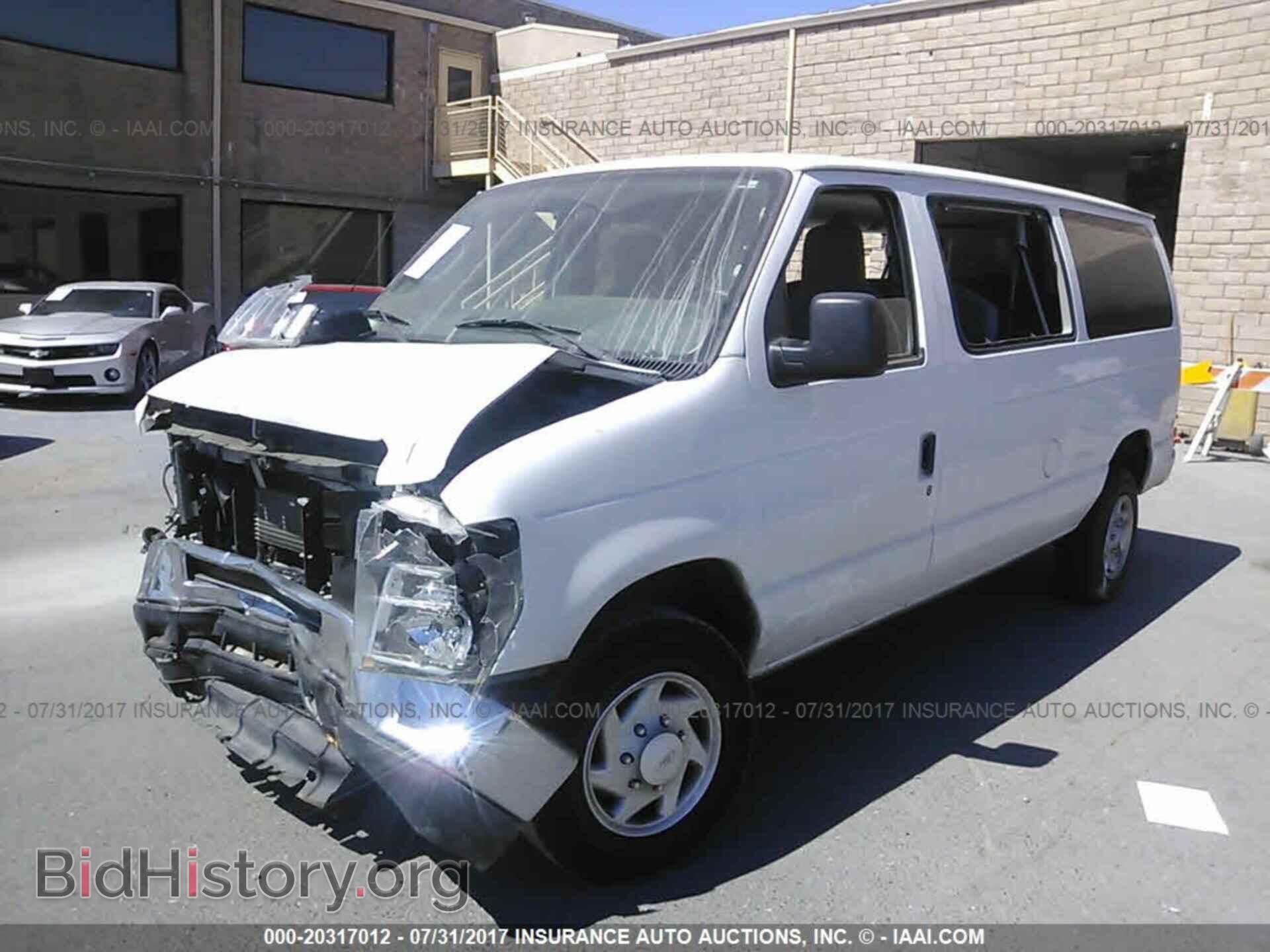 2011 Ford Econoline - VIN: 1FBNE3BL9BDB07371 - Фото 2