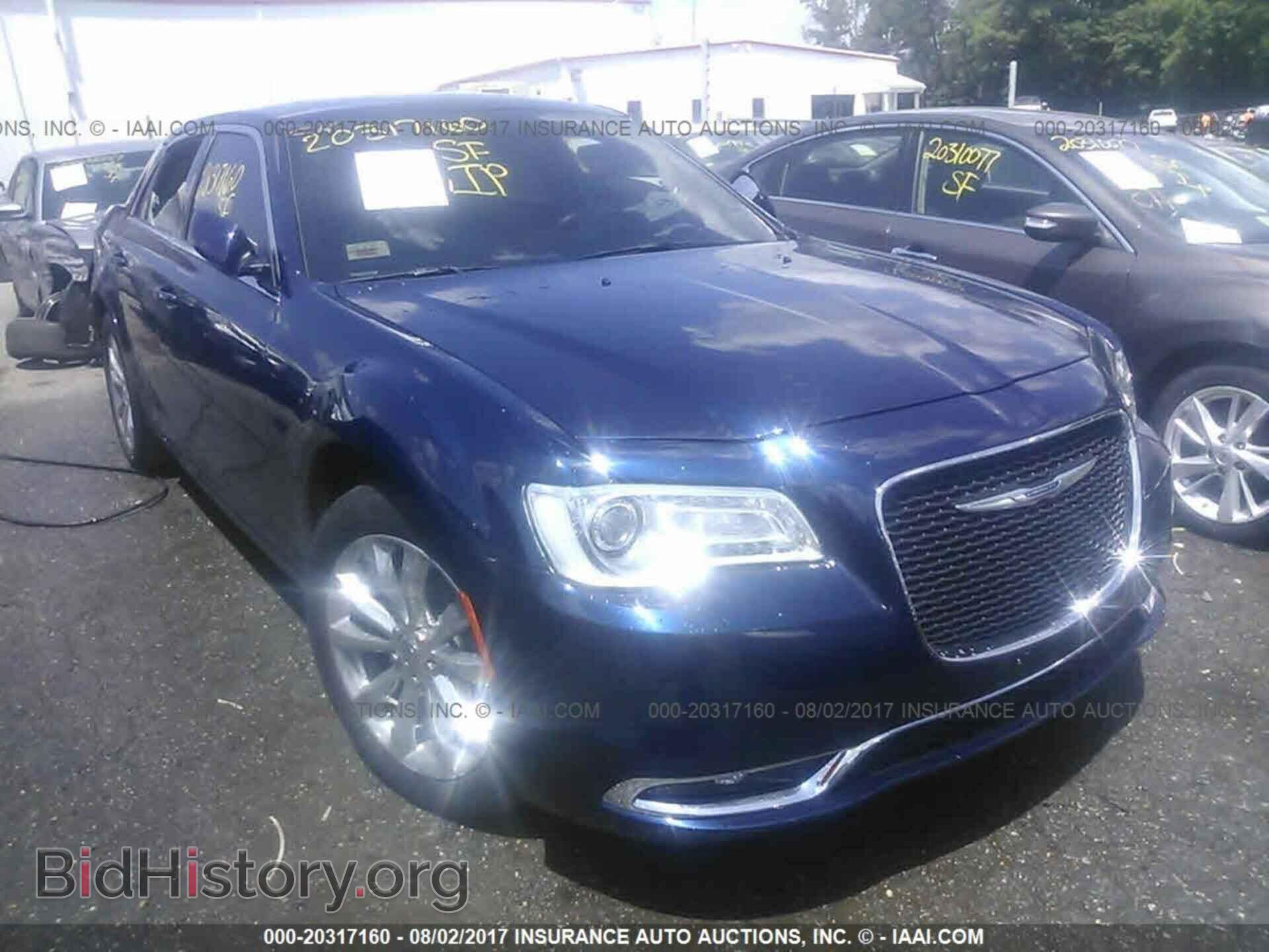Photo 2C3CCARG2GH182546 - Chrysler 300 2016