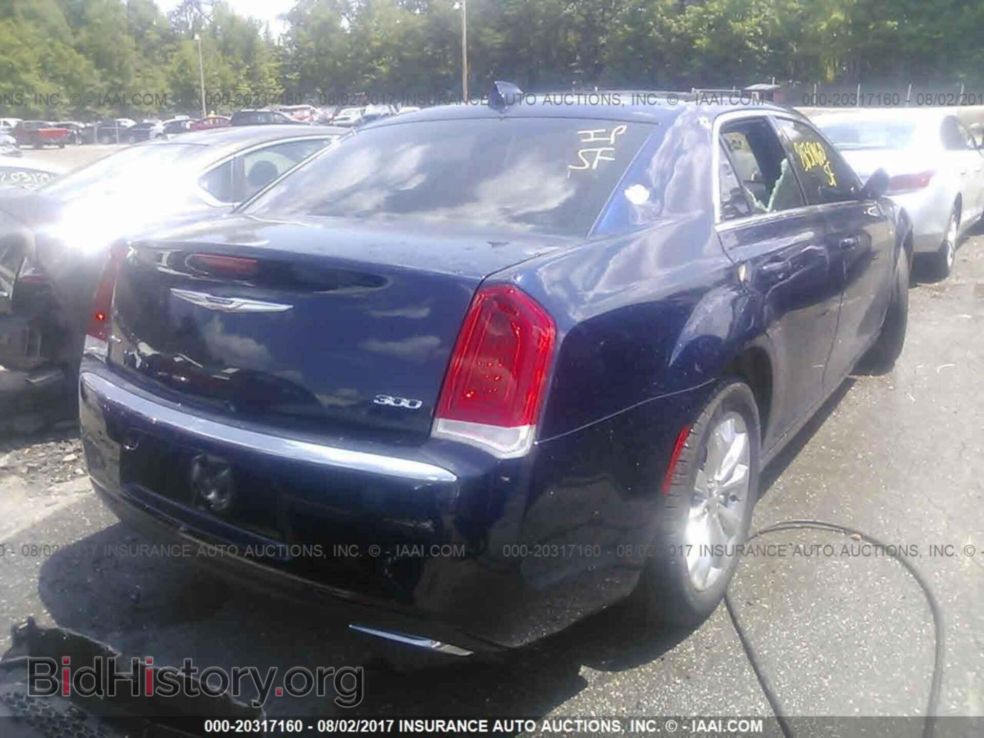 2016 Chrysler 300 - VIN: 2C3CCARG2GH182546 - Фото 4