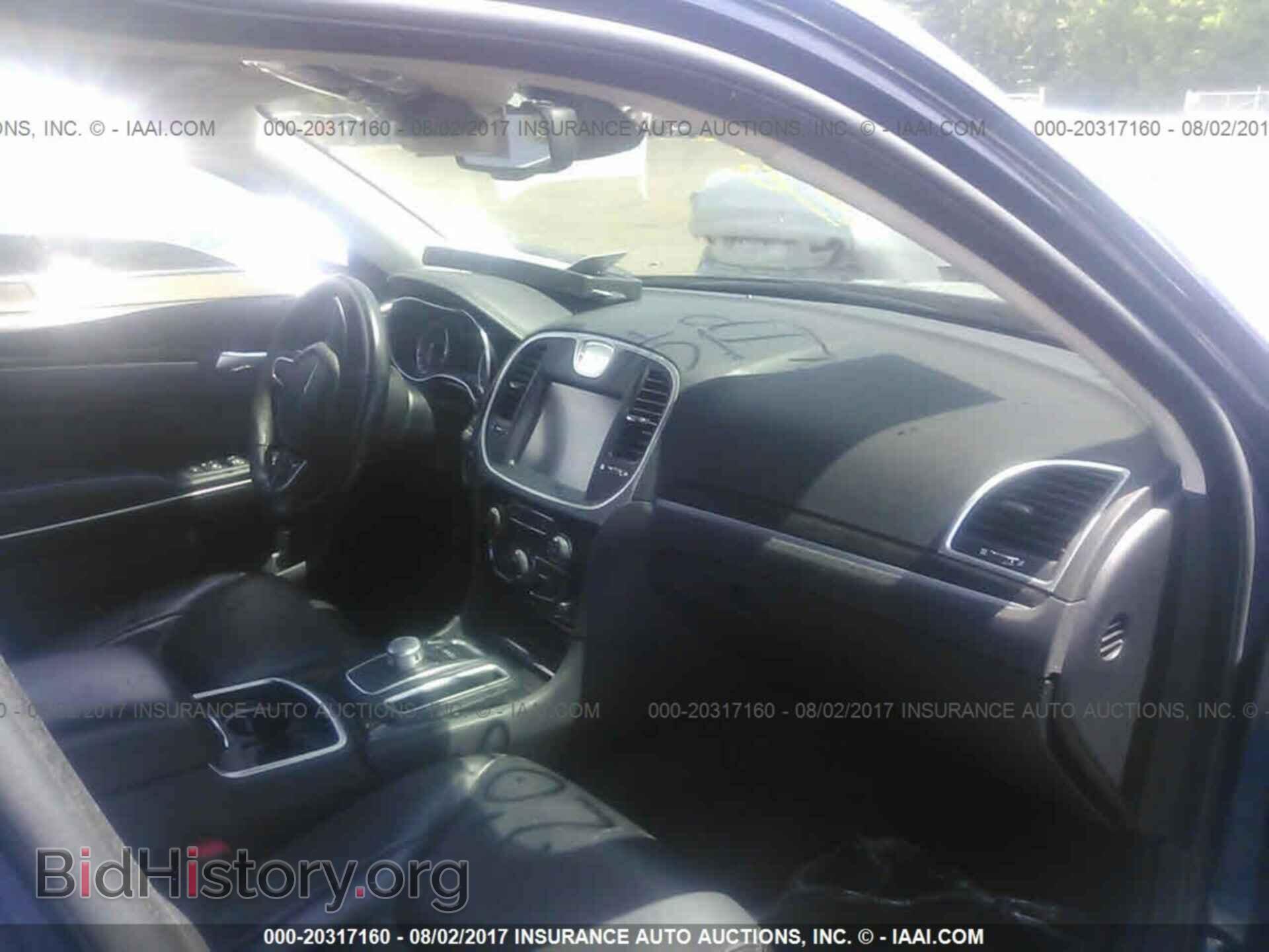 2016 Chrysler 300 - VIN: 2C3CCARG2GH182546 - Фото 5
