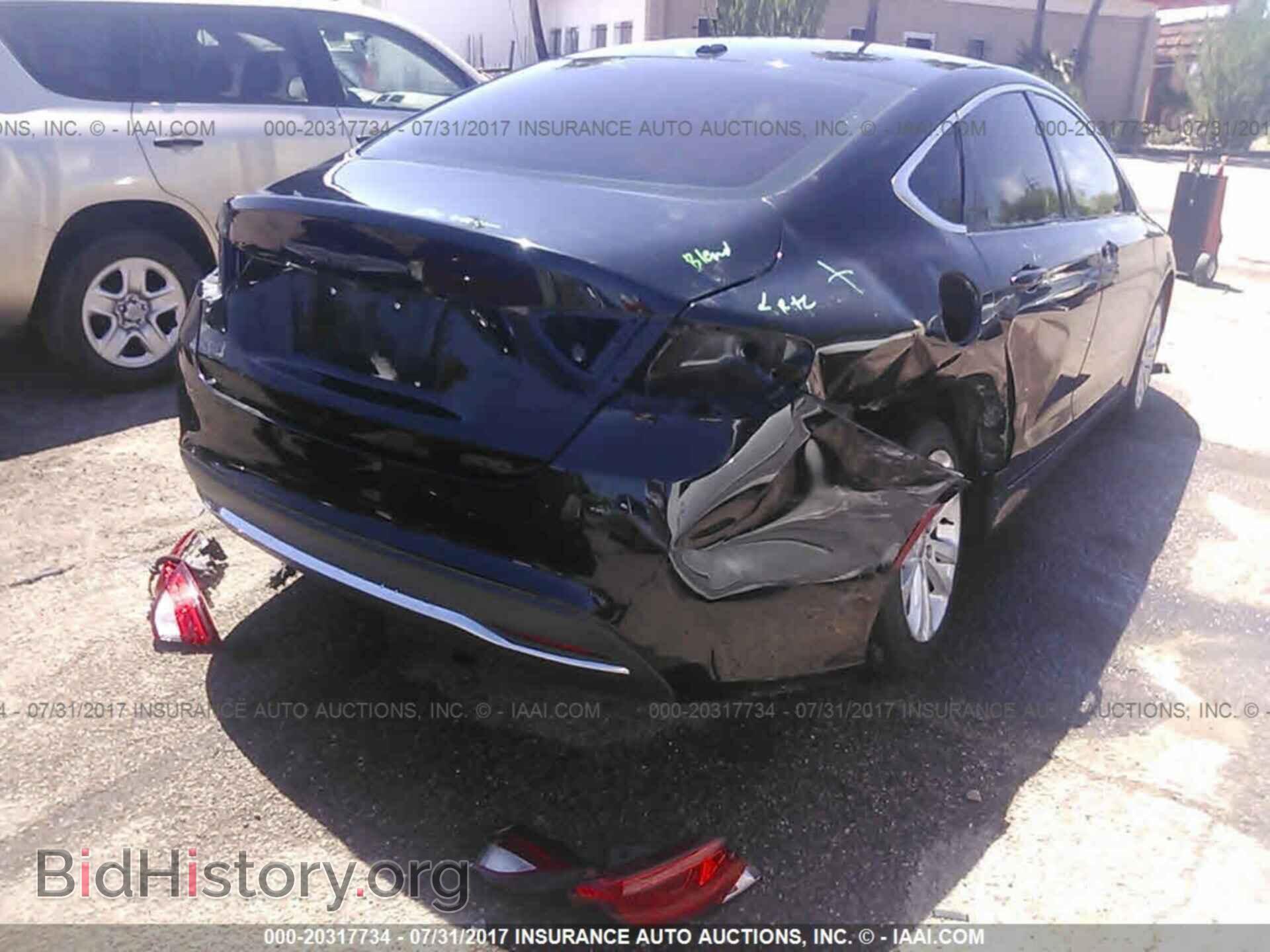 2015 Chrysler 200 - VIN: 1C3CCCAB1FN595835 - Фото 4