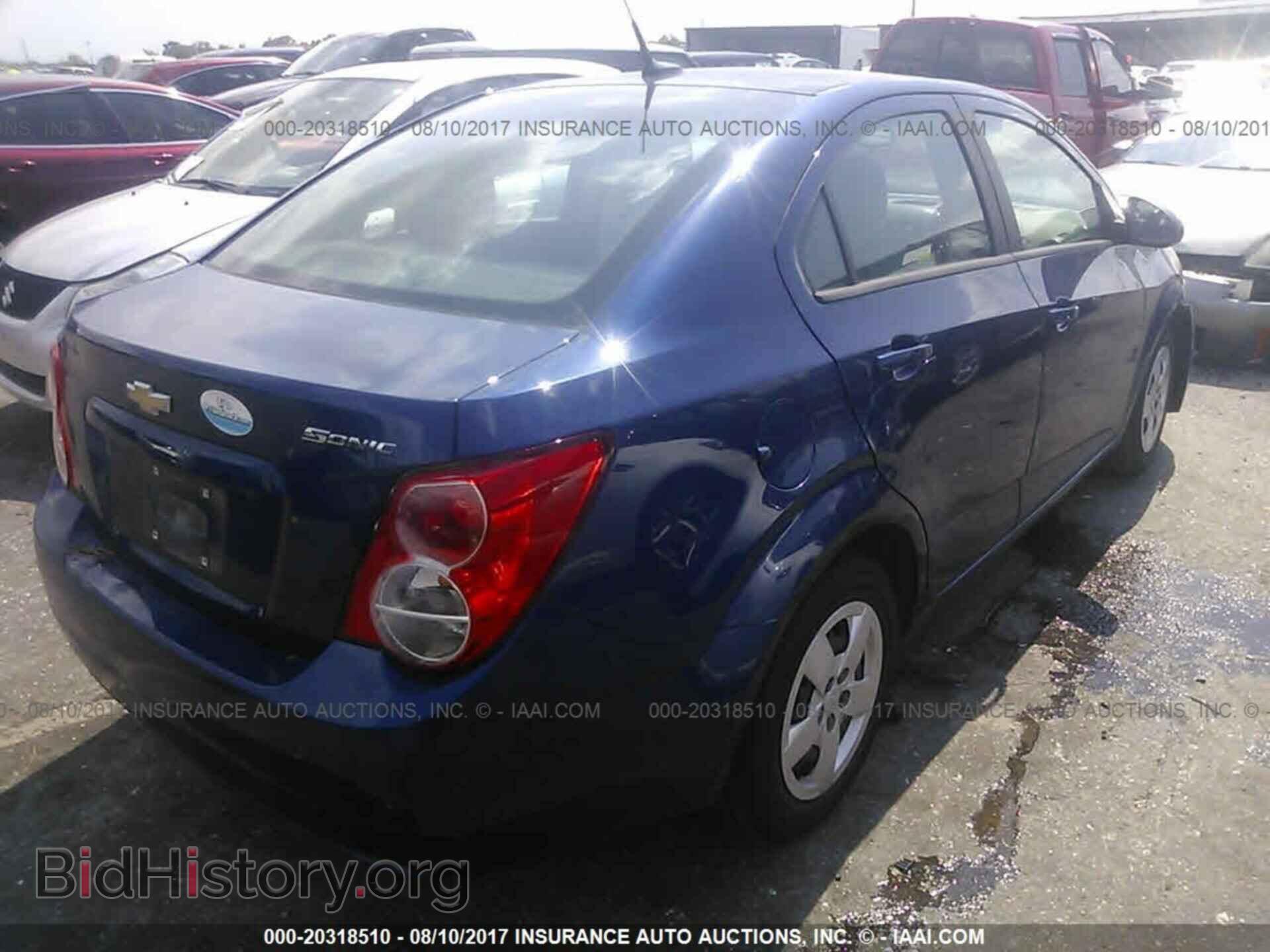 2014 Chevrolet Sonic - VIN: 1G1JA5SH4E4144032 - Фото 4