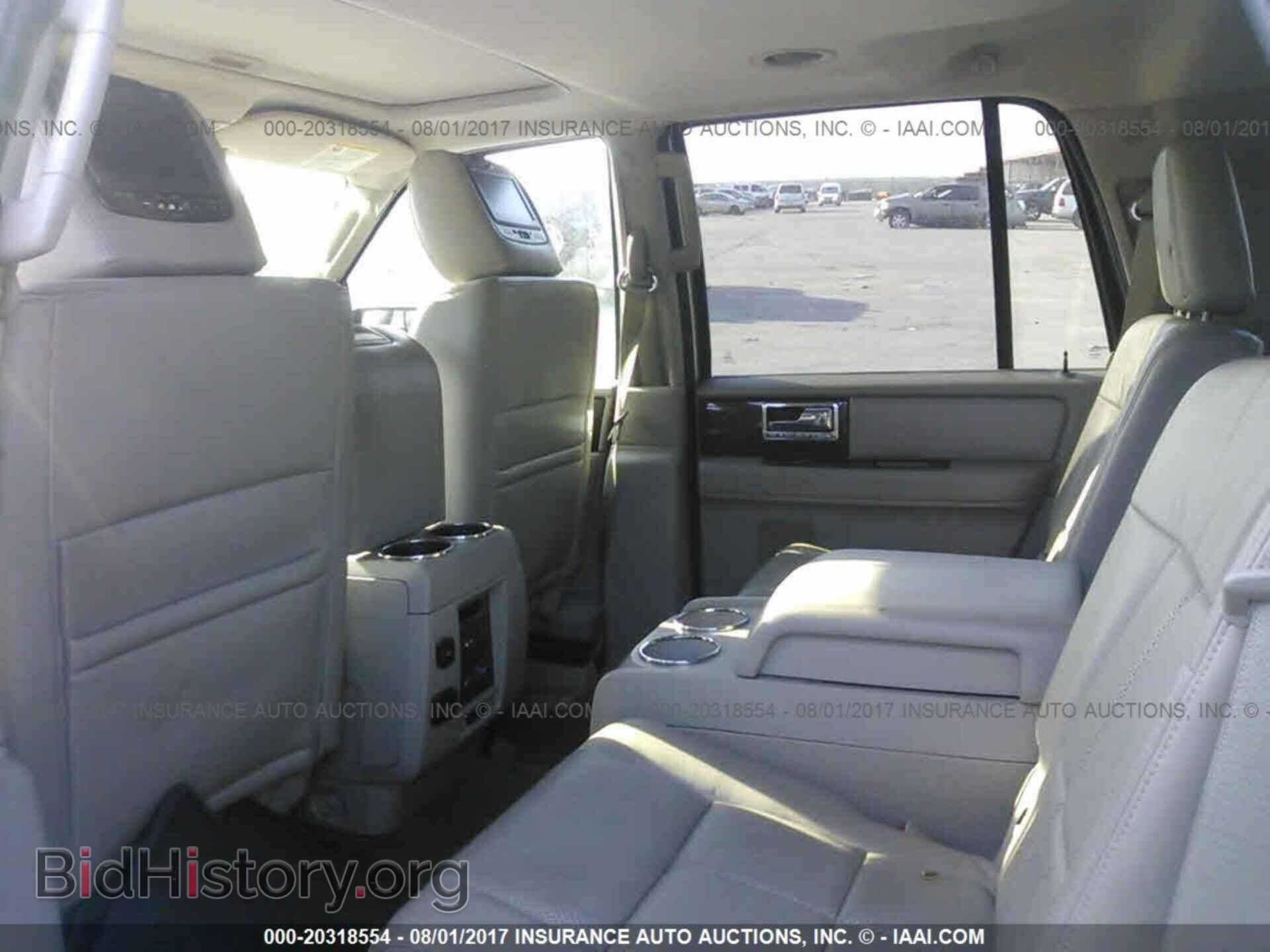 2014 Lincoln Navigator - VIN: 5LMJJ2H57EEL05432 - Фото 8