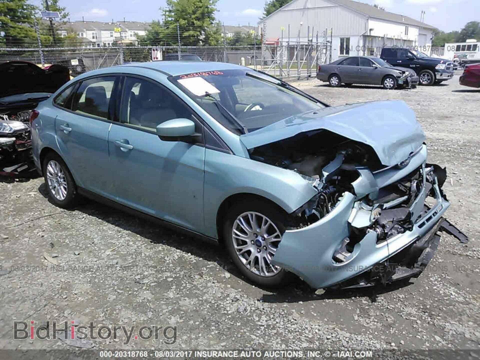 Photo 1FAHP3F23CL178437 - Ford Focus 2012