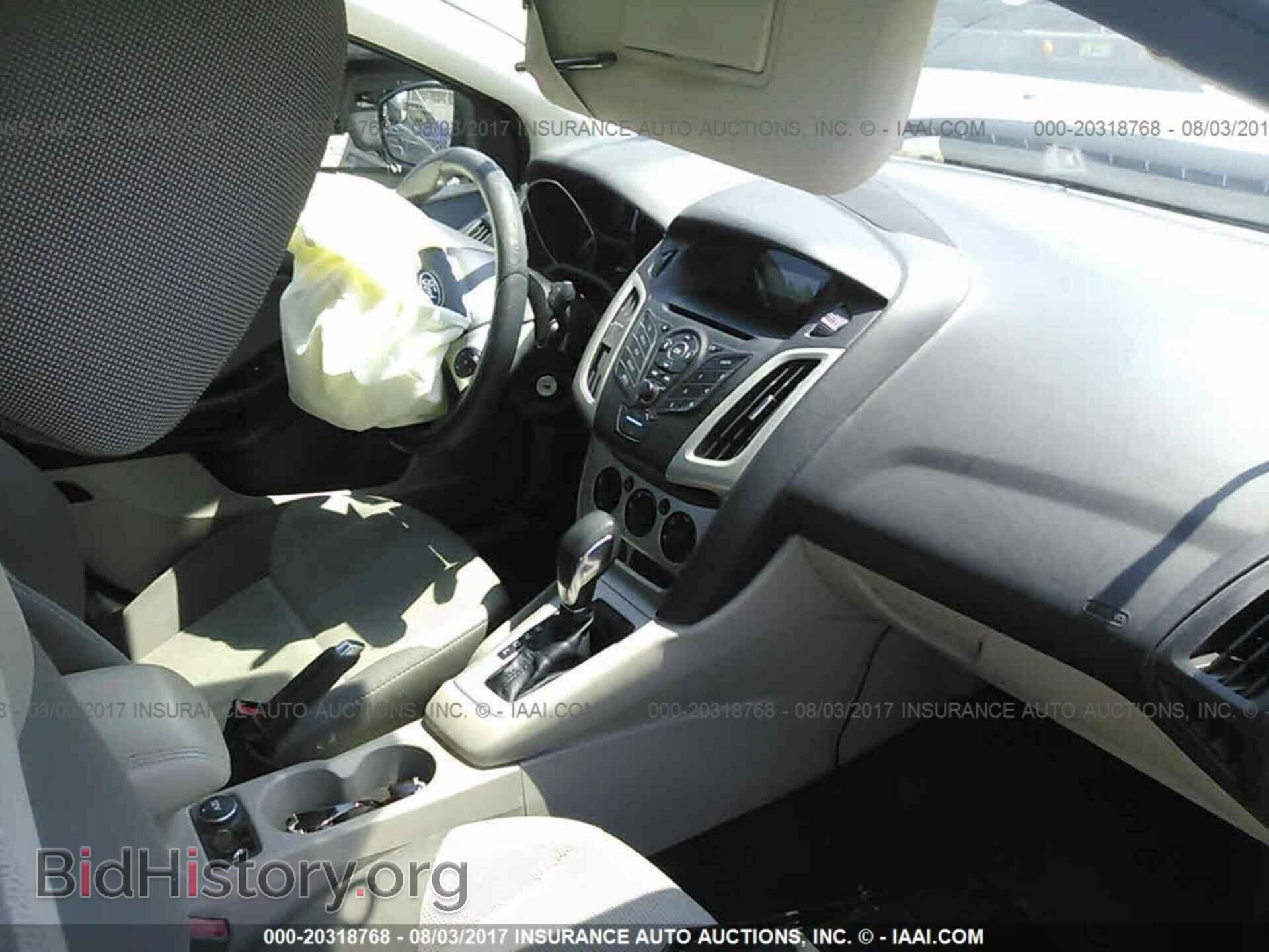 2012 Ford Focus - VIN: 1FAHP3F23CL178437 - Photo 5