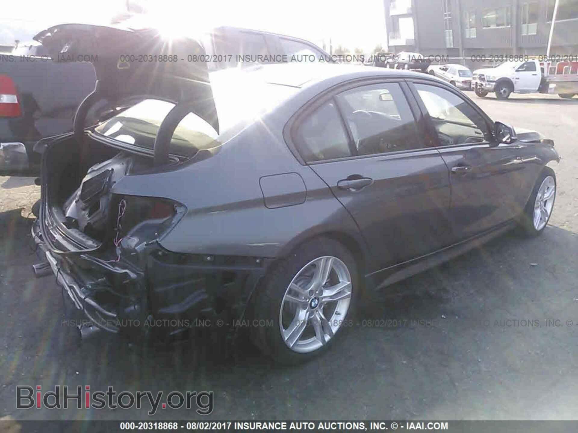 2016 BMW 340 (VIN WBA8B7G59GNT14103) — photo 4 of 10