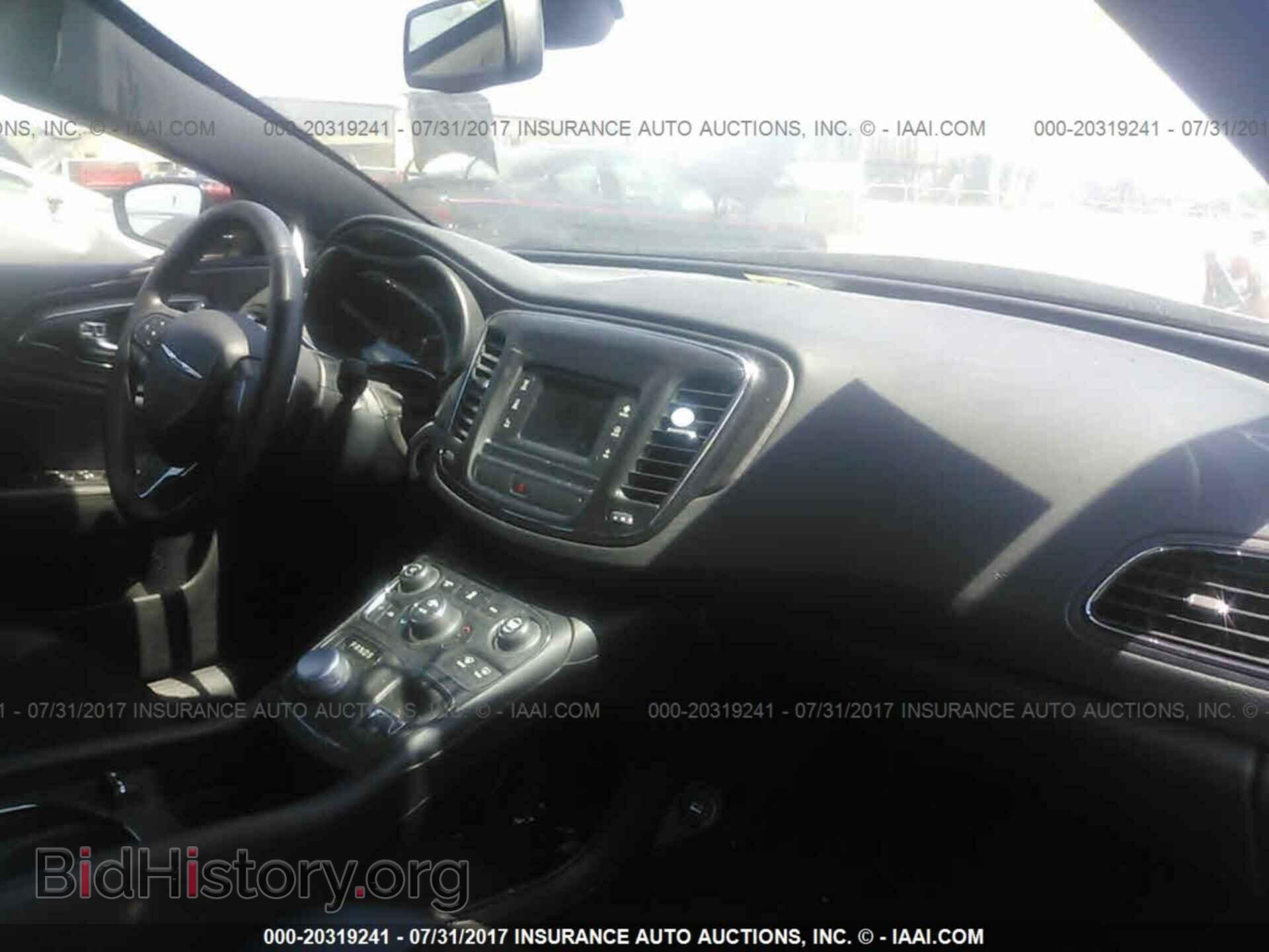 2016 Chrysler 200 - VIN: 1C3CCCBB0GN149403 - Photo 5