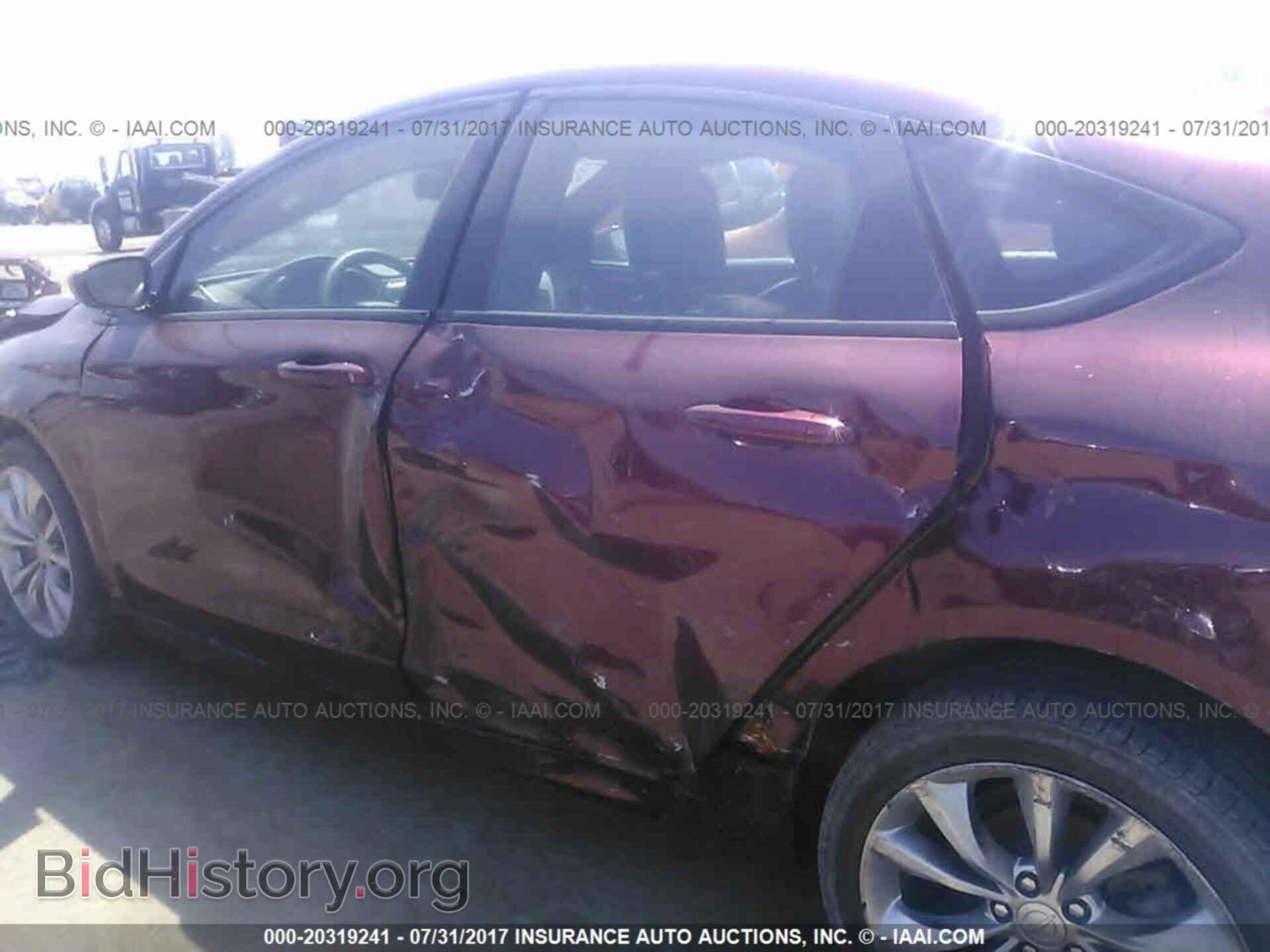 2016 Chrysler 200 - VIN: 1C3CCCBB0GN149403 - Photo 6