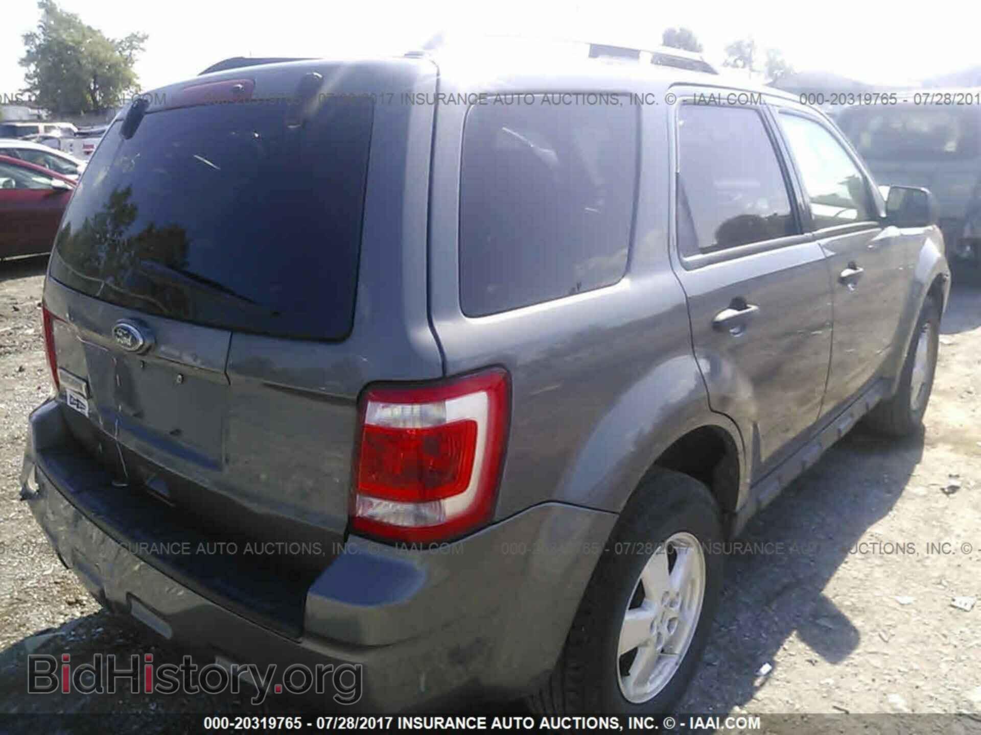 2012 Ford Escape - VIN: 1FMCU0D74CKB75929 - Фото 4