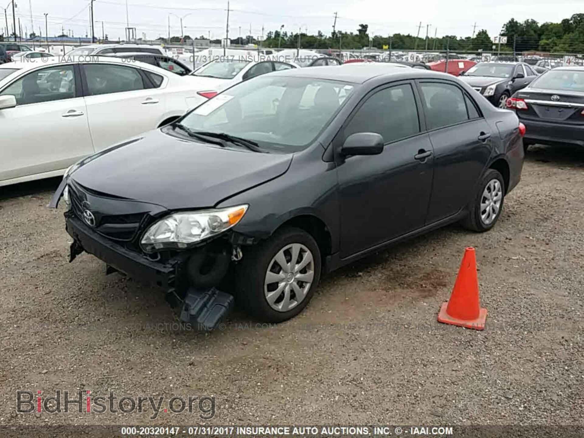 2011 Toyota Corolla - VIN: 2T1BU4EEXBC602597 - Фото 2