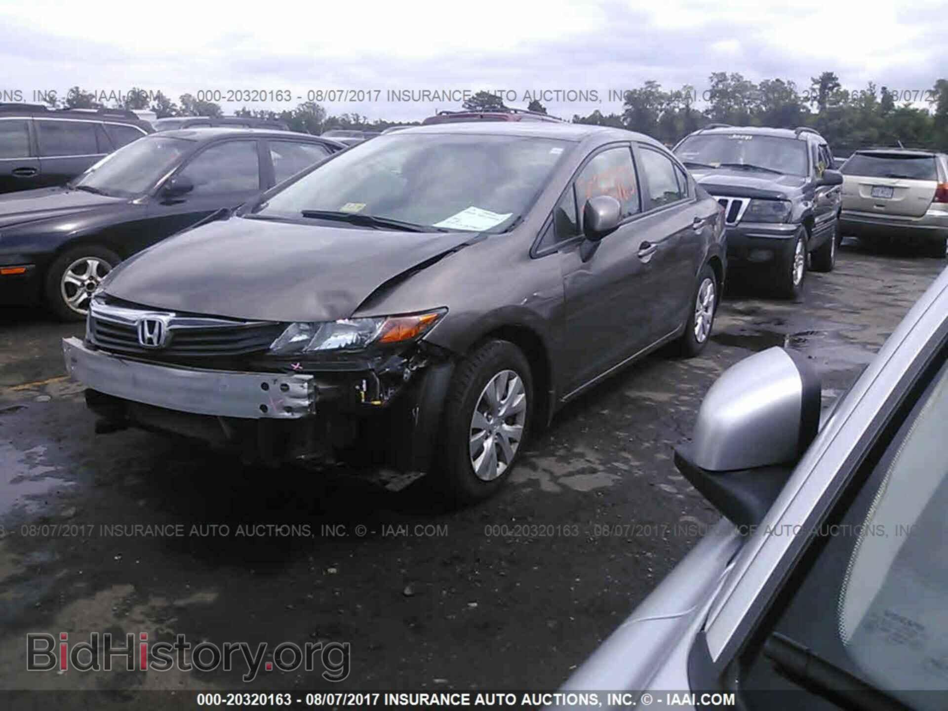 2012 Honda Civic - VIN: 2HGFB2F57CH606092 - Фото 2