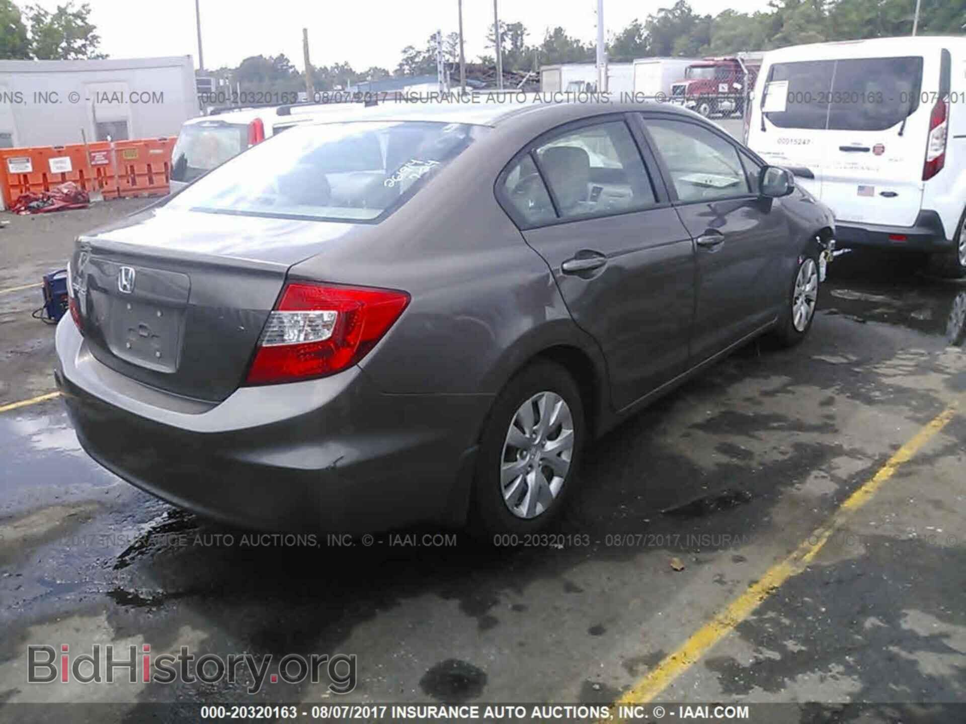 2012 Honda Civic - VIN: 2HGFB2F57CH606092 - Фото 4