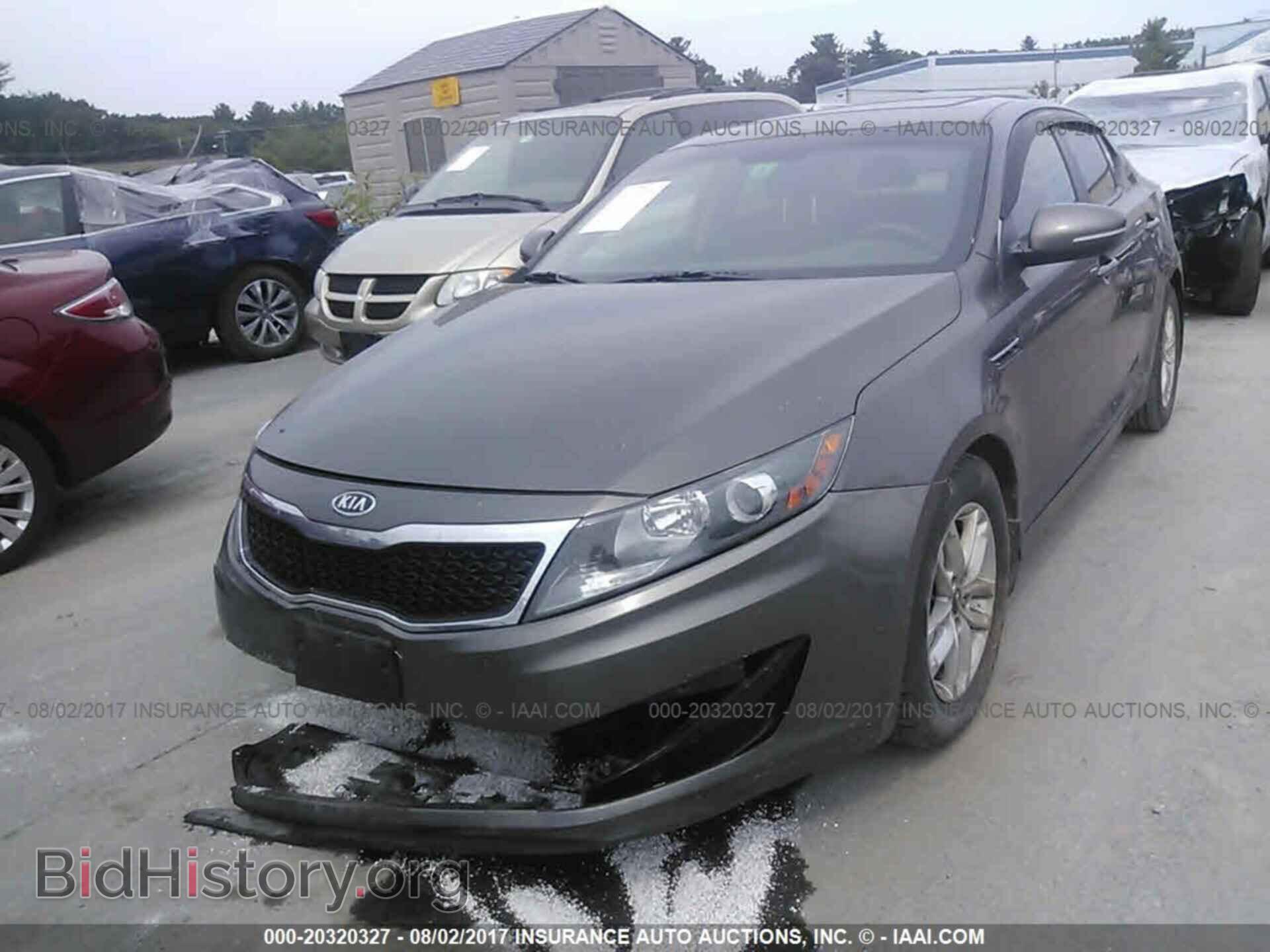 2011 Kia Optima - VIN: KNAGM4A7XB5079640 - Photo 2