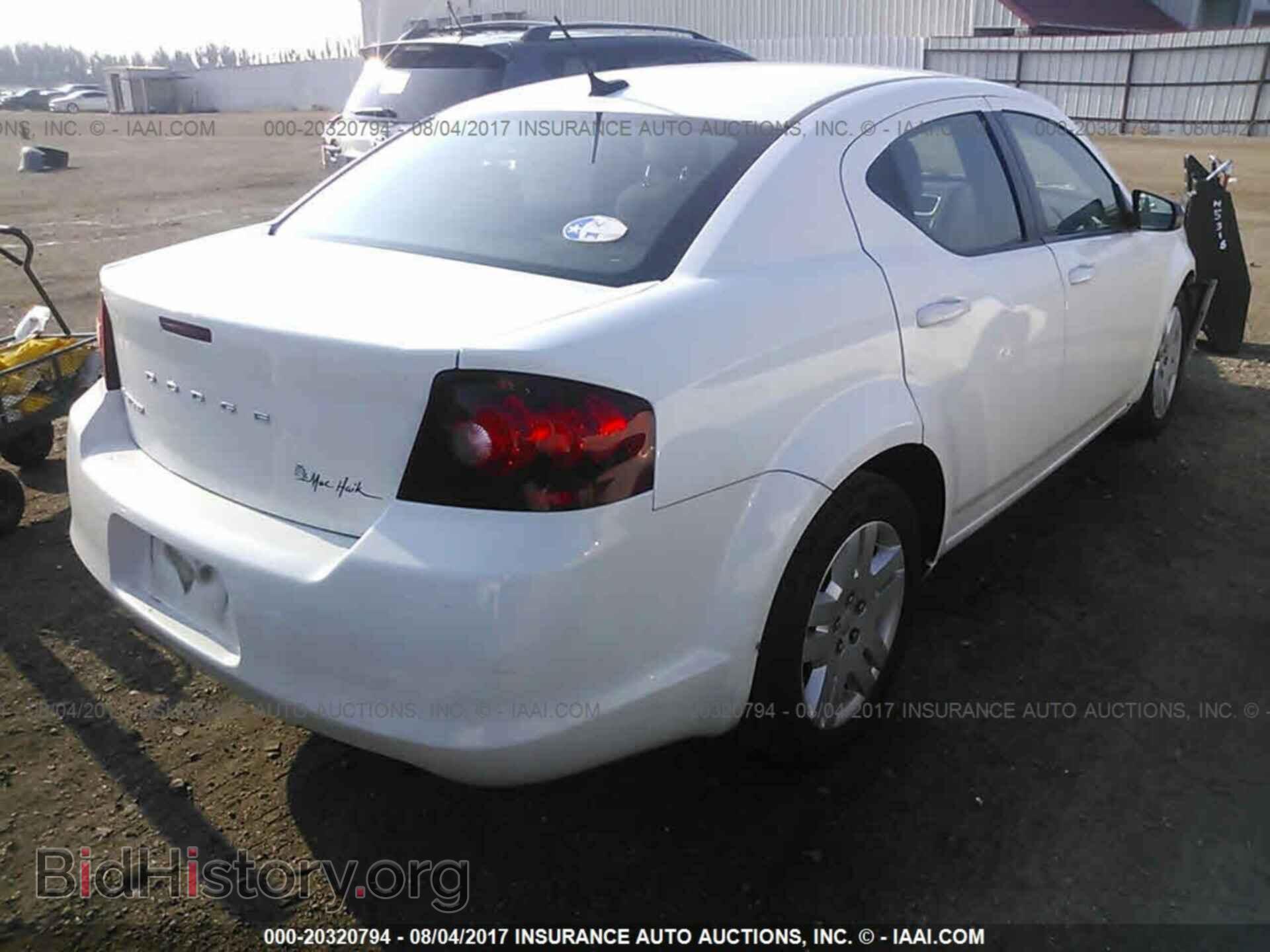 2011 Dodge Avenger - VIN: 1B3BD4FB4BN608219 - Фото 4
