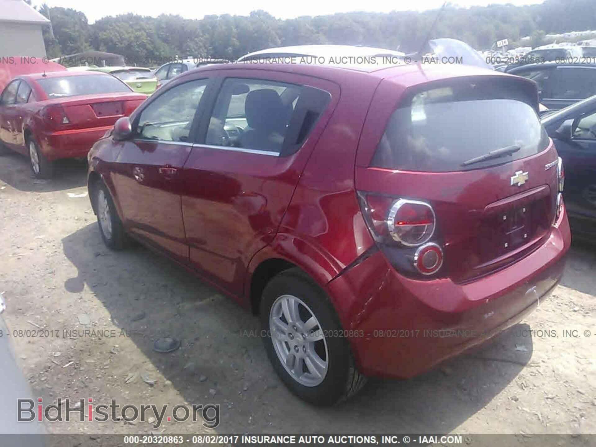 2014 Chevrolet Sonic - VIN: 1G1JC6SG8E4215949 - Фото 3