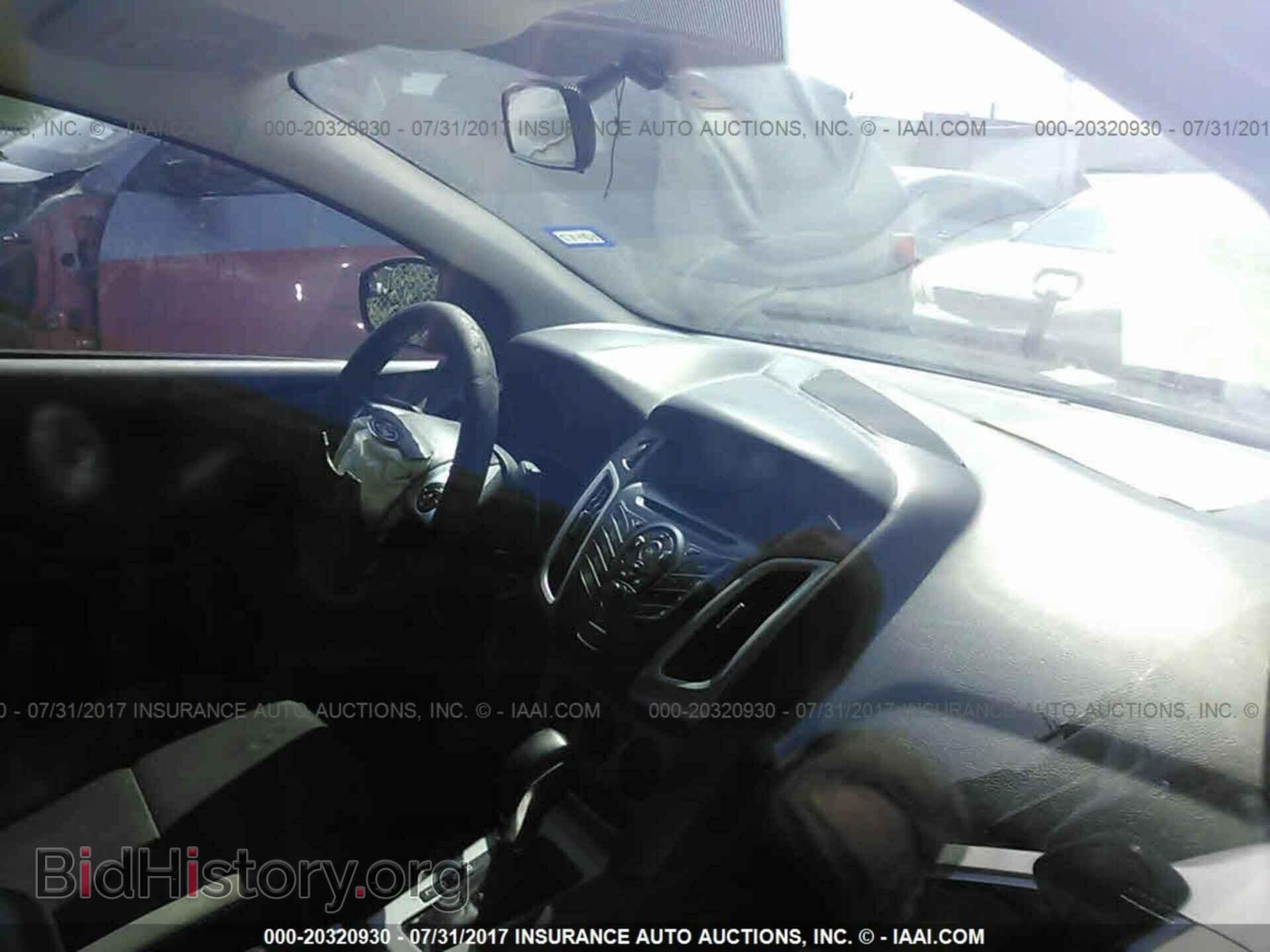 2012 Ford Focus - VIN: 1FAHP3F21CL146599 - Photo 5