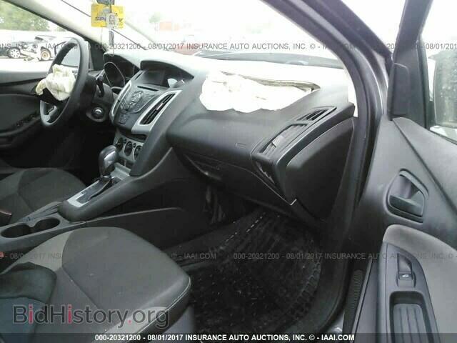 2012 Ford Focus - VIN: 1FAHP3F21CL444389 - Photo 5