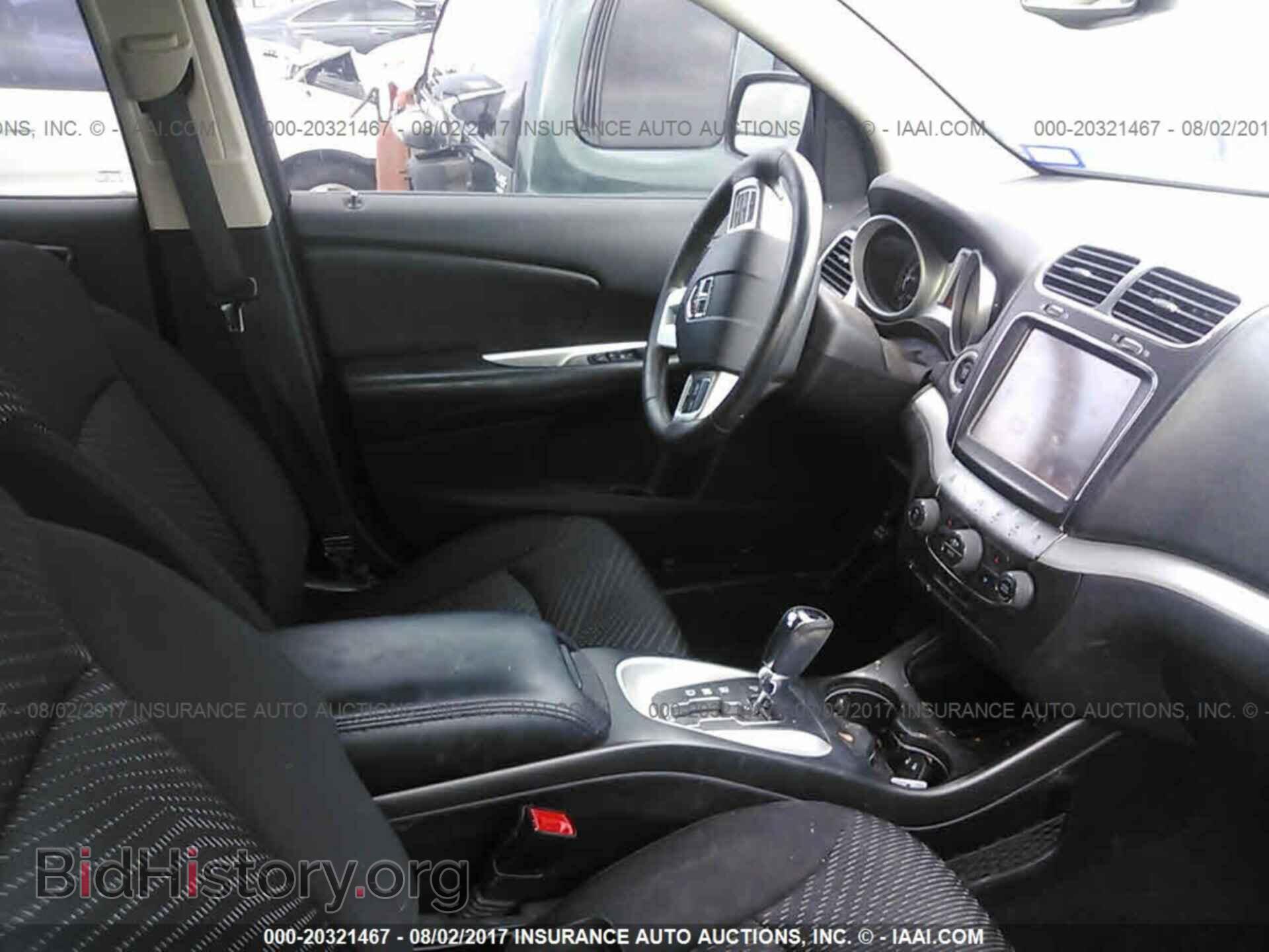 2015 Dodge Journey - VIN: 3C4PDCBG9FT516982 - Photo 5