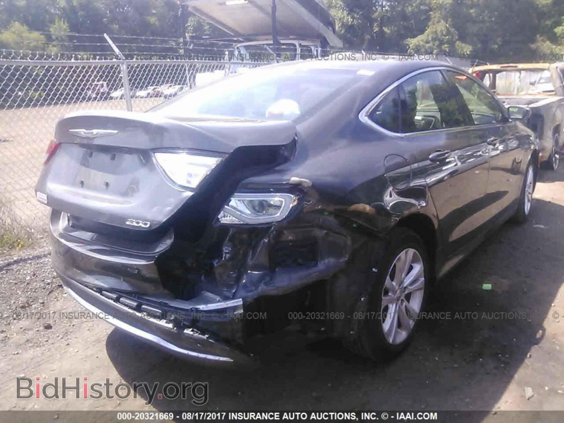 2016 Chrysler 200 - VIN: 1C3CCCAB9GN157470 - Photo 4