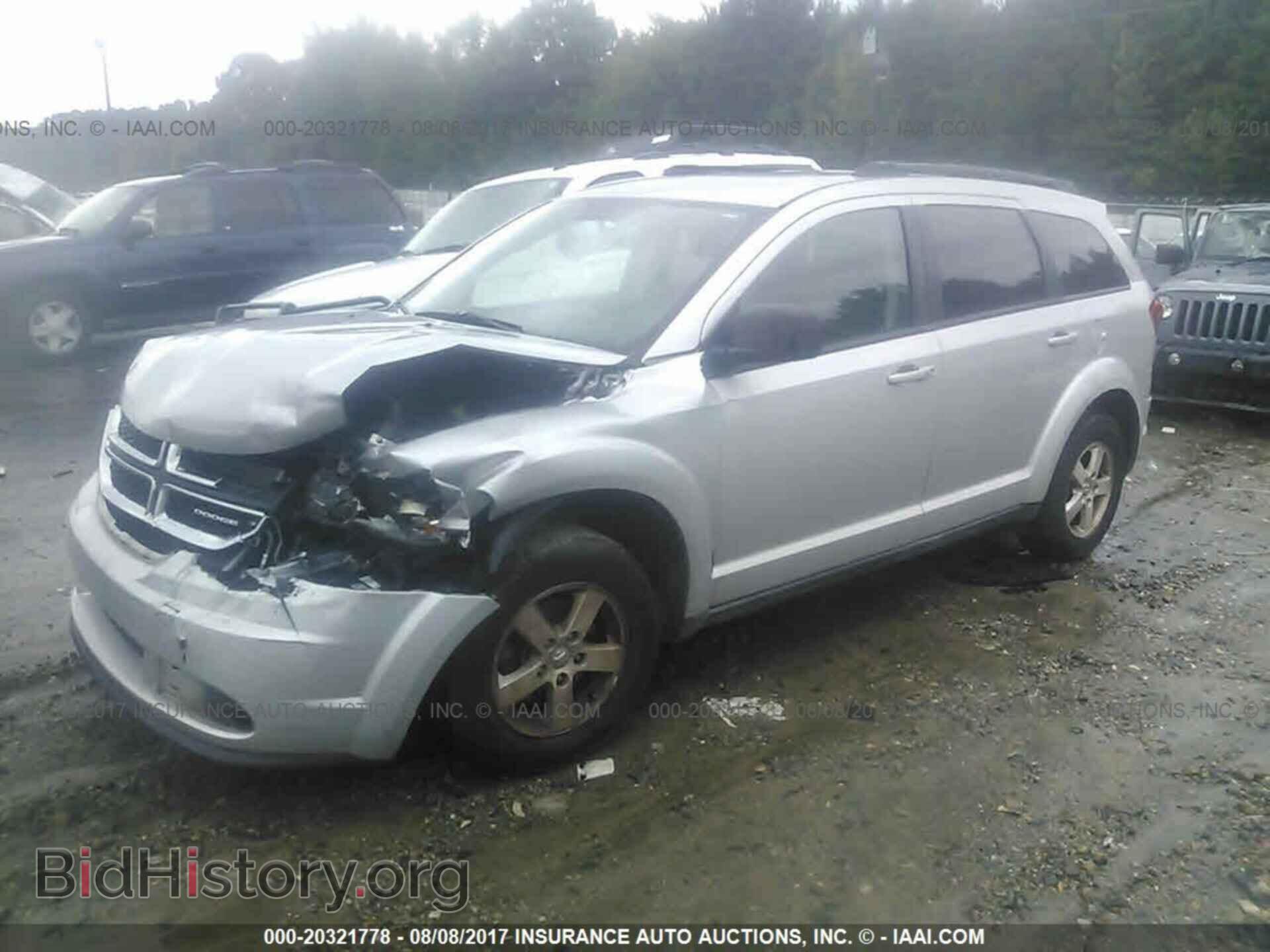 2011 Dodge Journey - VIN: 3D4PG4FB8BT514293 - Фото 2