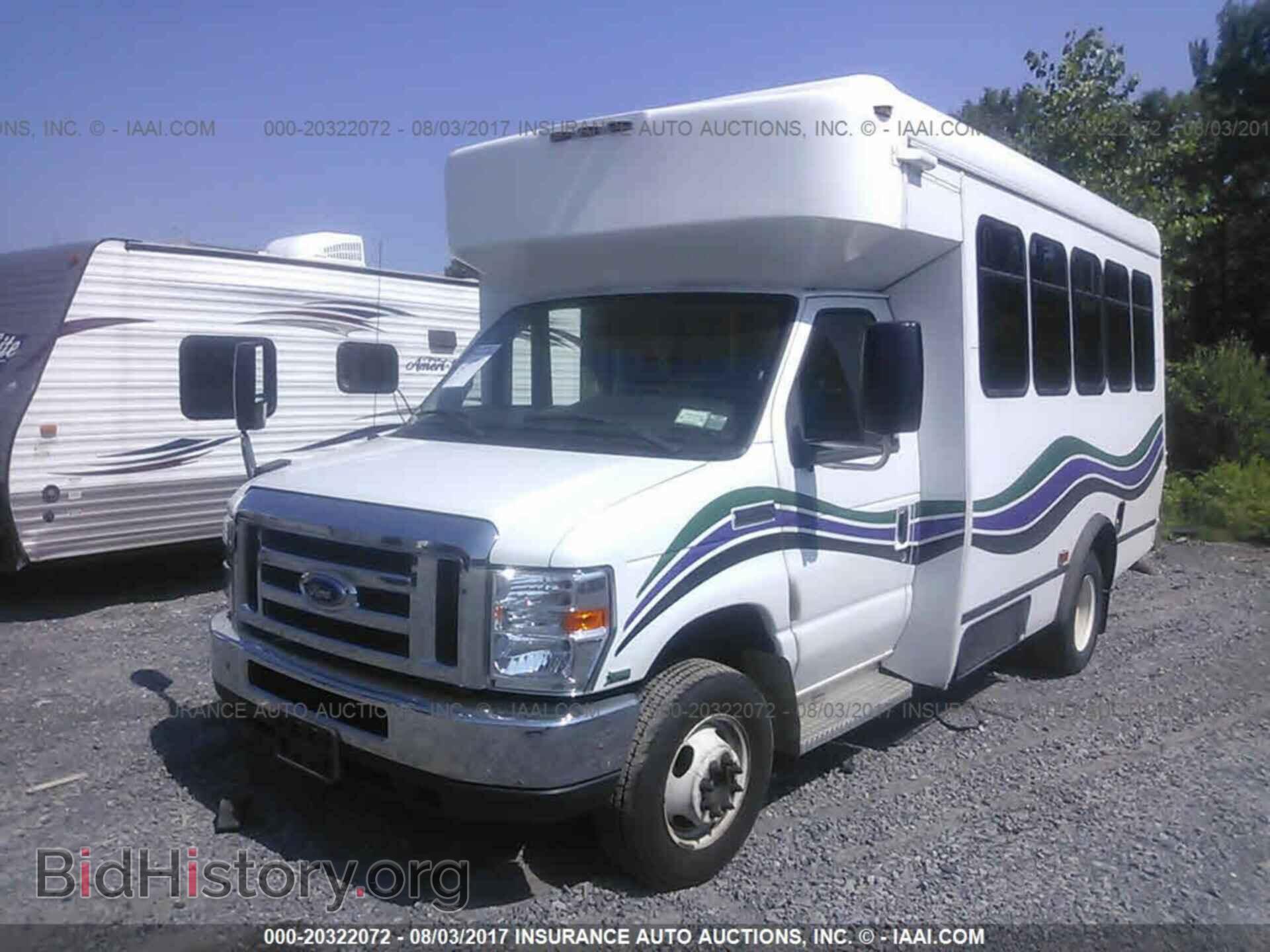 2013 Ford Econoline - VIN: 1FDEE3FL6DDB00088 - Фото 2