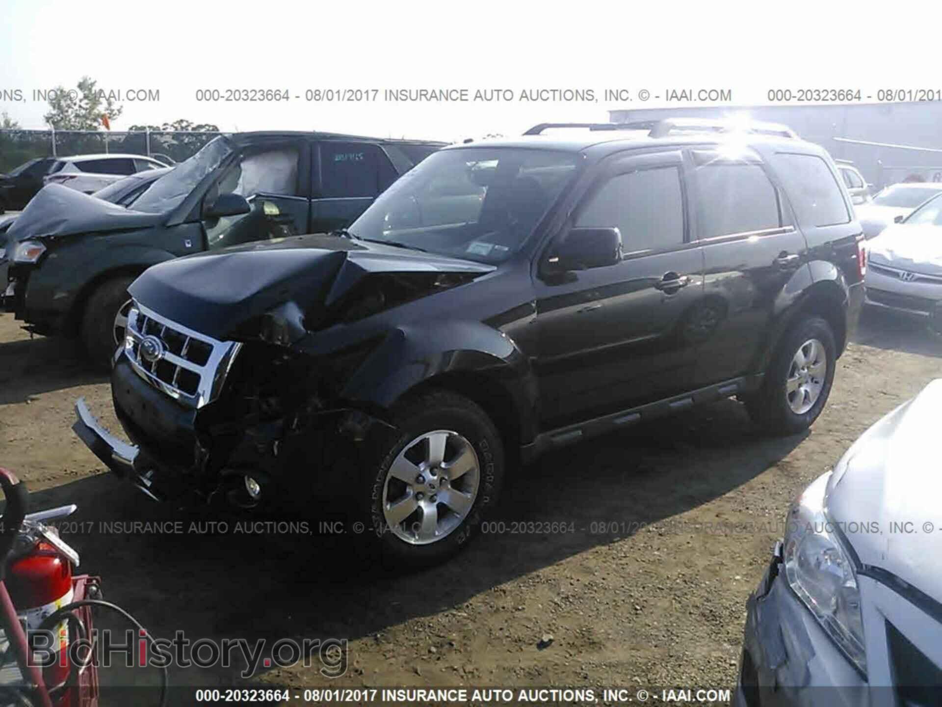 2011 Ford Escape - VIN: 1FMCU9EG2BKA93246 - Photo 2