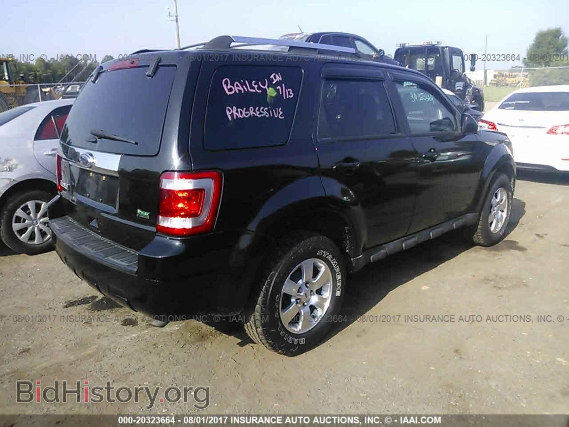 2011 Ford Escape - VIN: 1FMCU9EG2BKA93246 - Photo 4