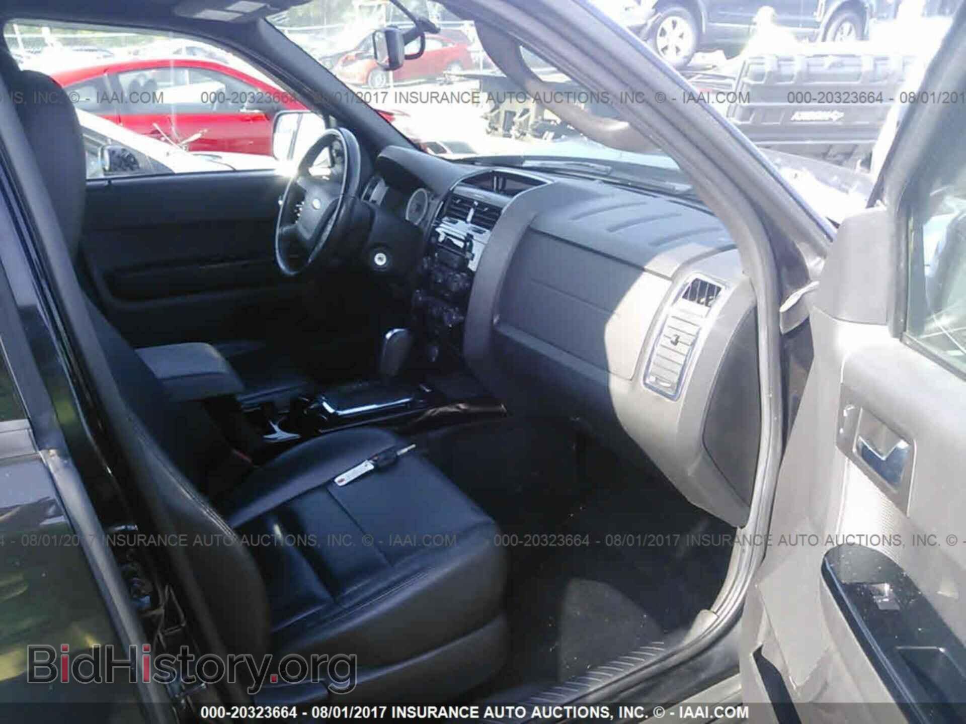 2011 Ford Escape - VIN: 1FMCU9EG2BKA93246 - Photo 5