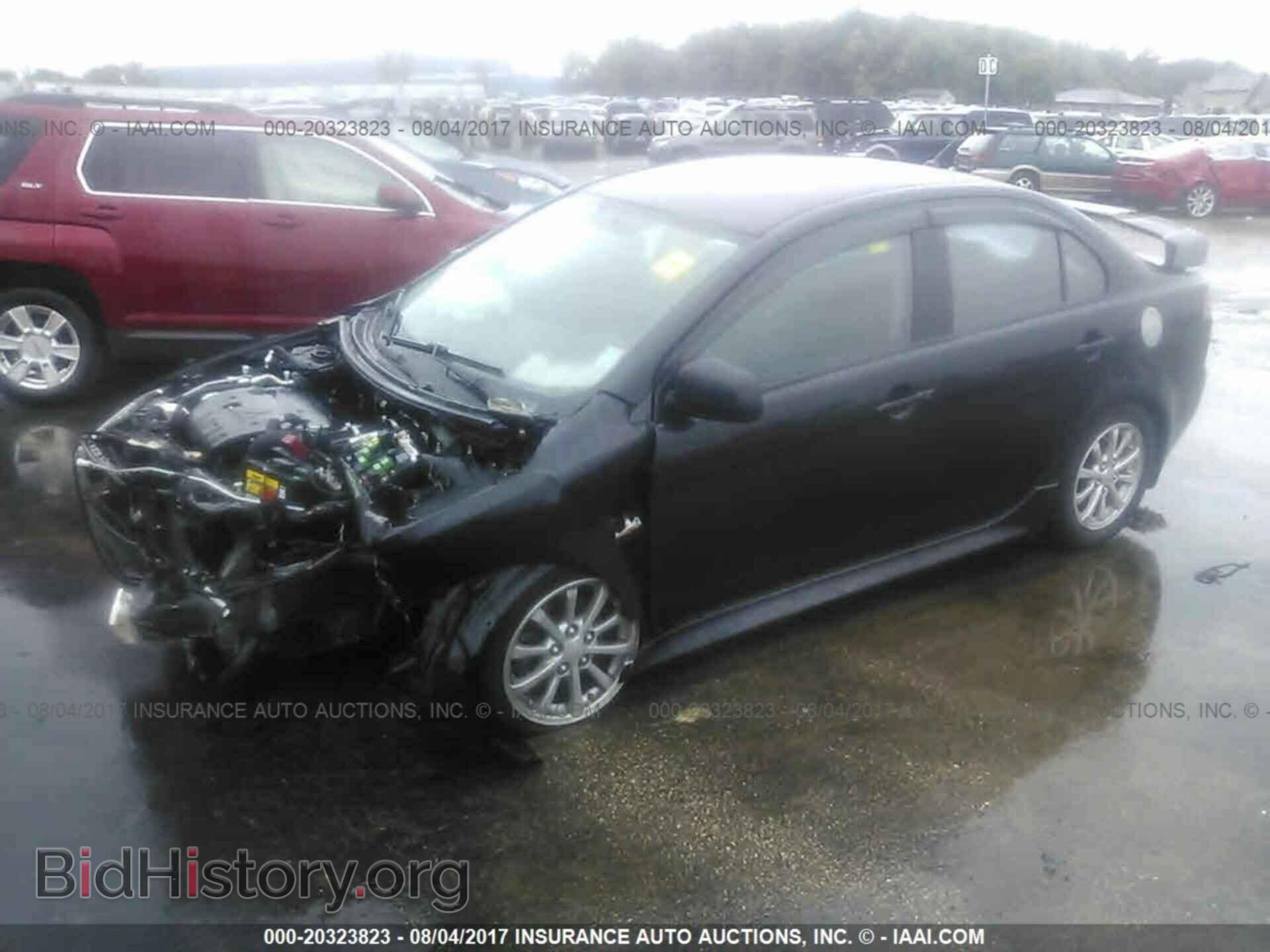 2011 Mitsubishi Lancer - VIN: JA32U2FU4BU041633 - Фото 2