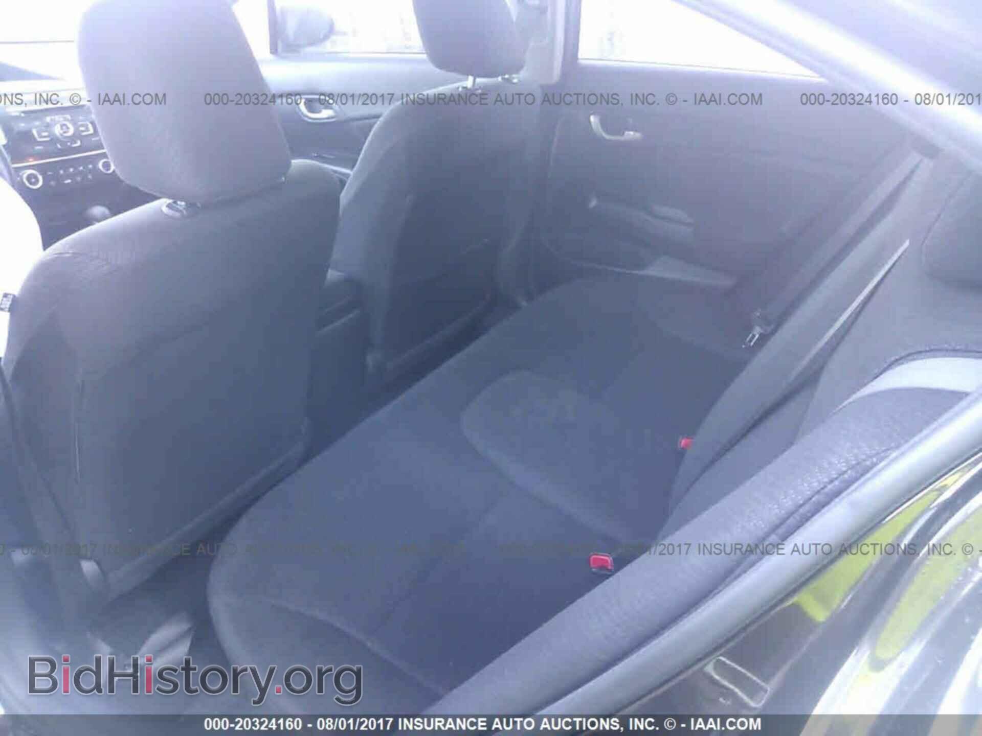2013 Honda Civic - VIN: 2HGFB2F54DH590774 - Photo 8