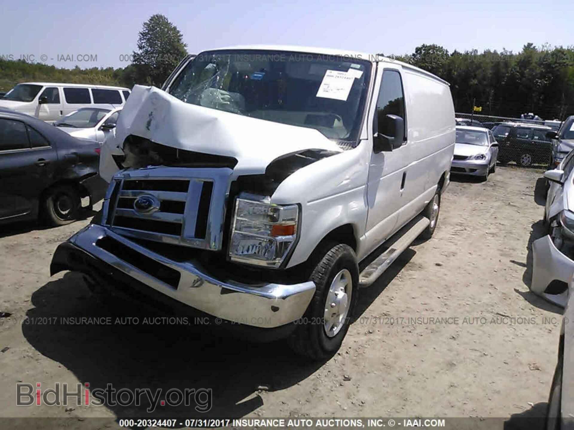 2011 Ford Econoline - VIN: 1FTNE2EW1BDA92005 - Фото 2