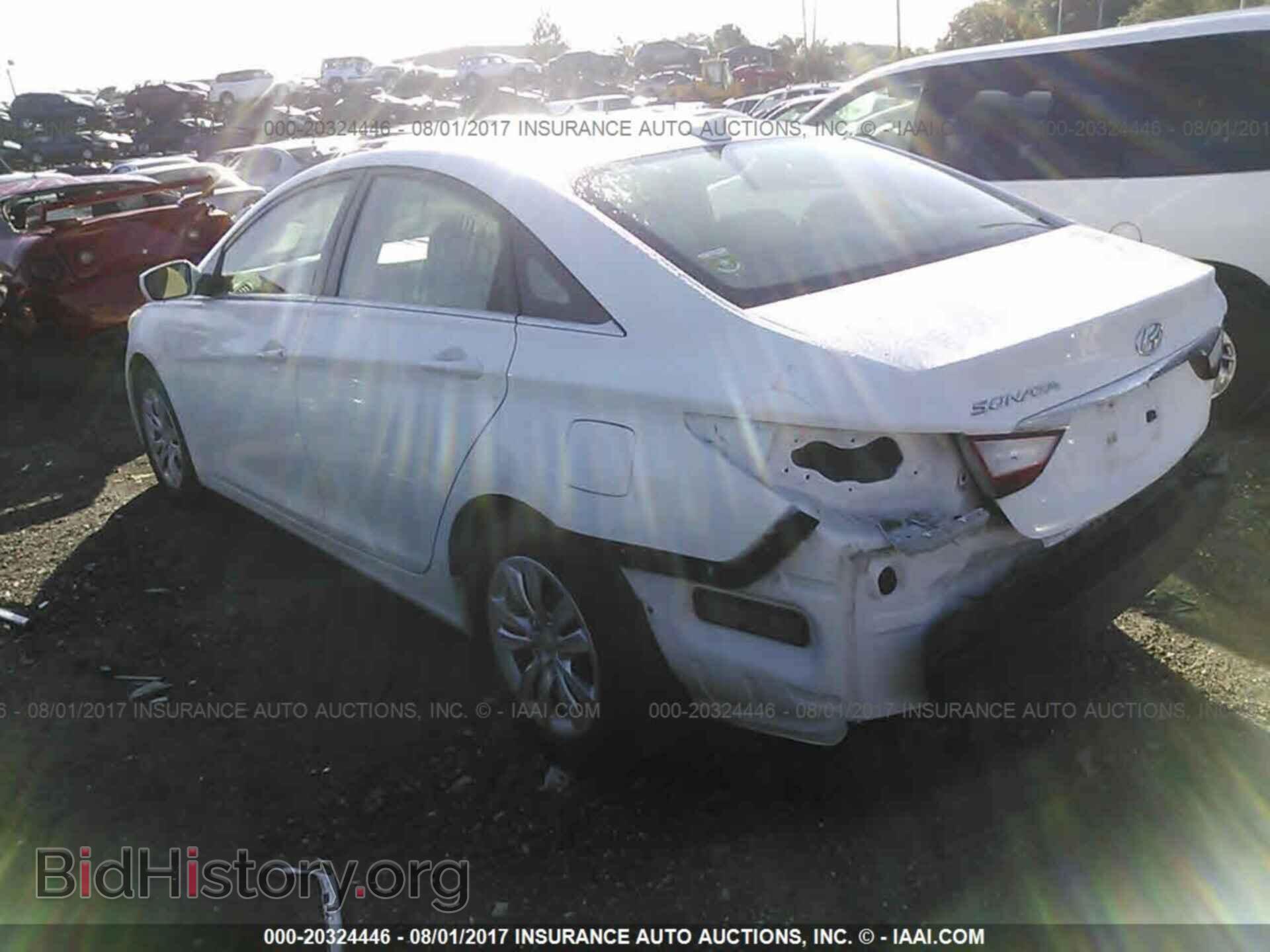 2012 Hyundai Sonata - VIN: 5NPEB4AC0CH482573 - Photo 3
