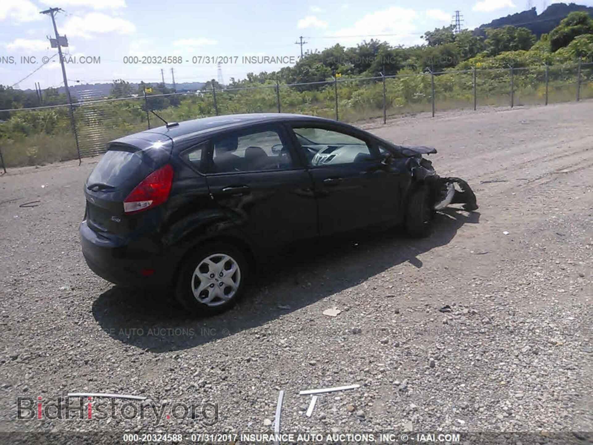 2013 Ford Fiesta - VIN: 3FADP4EJ6DM175917 - Фото 4