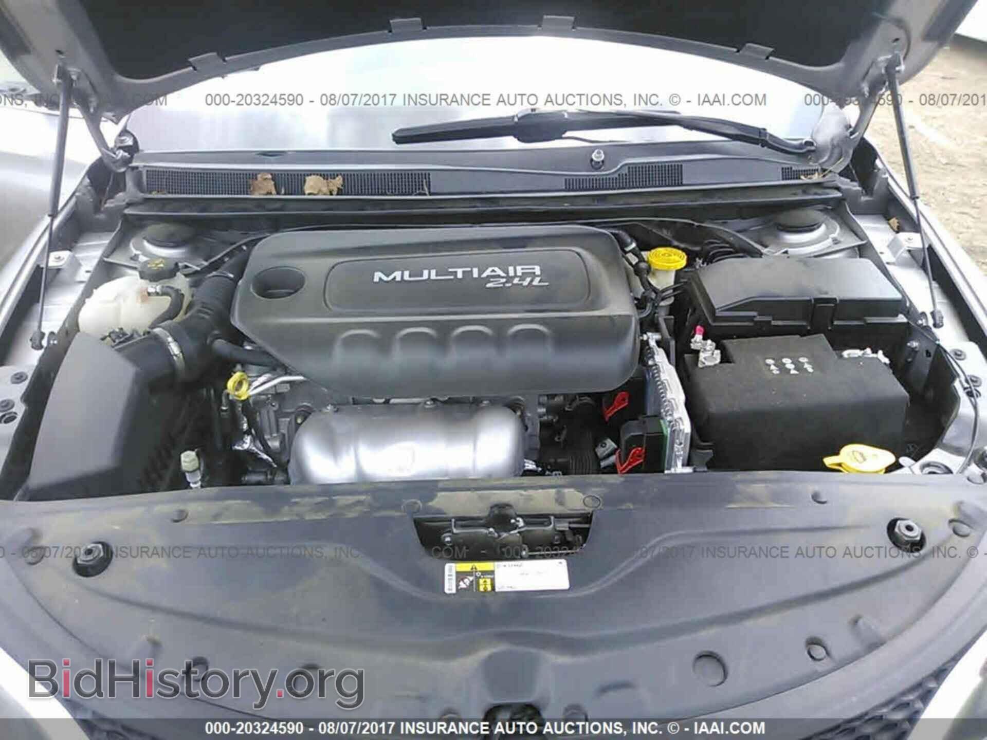 2015 Chrysler 200 - VIN: 1C3CCCAB5FN725552 - Фото 10