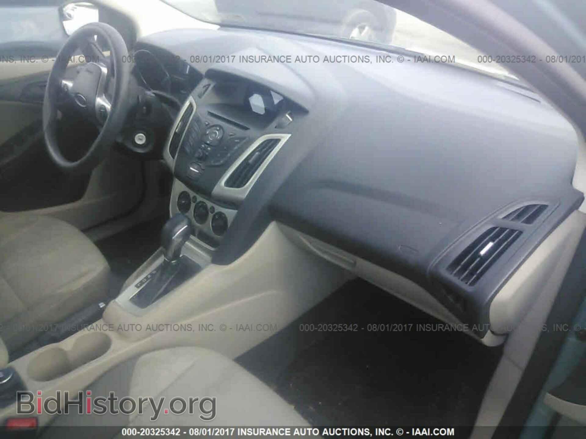 2012 Ford Focus - VIN: 1FAHP3F27CL219247 - Photo 5