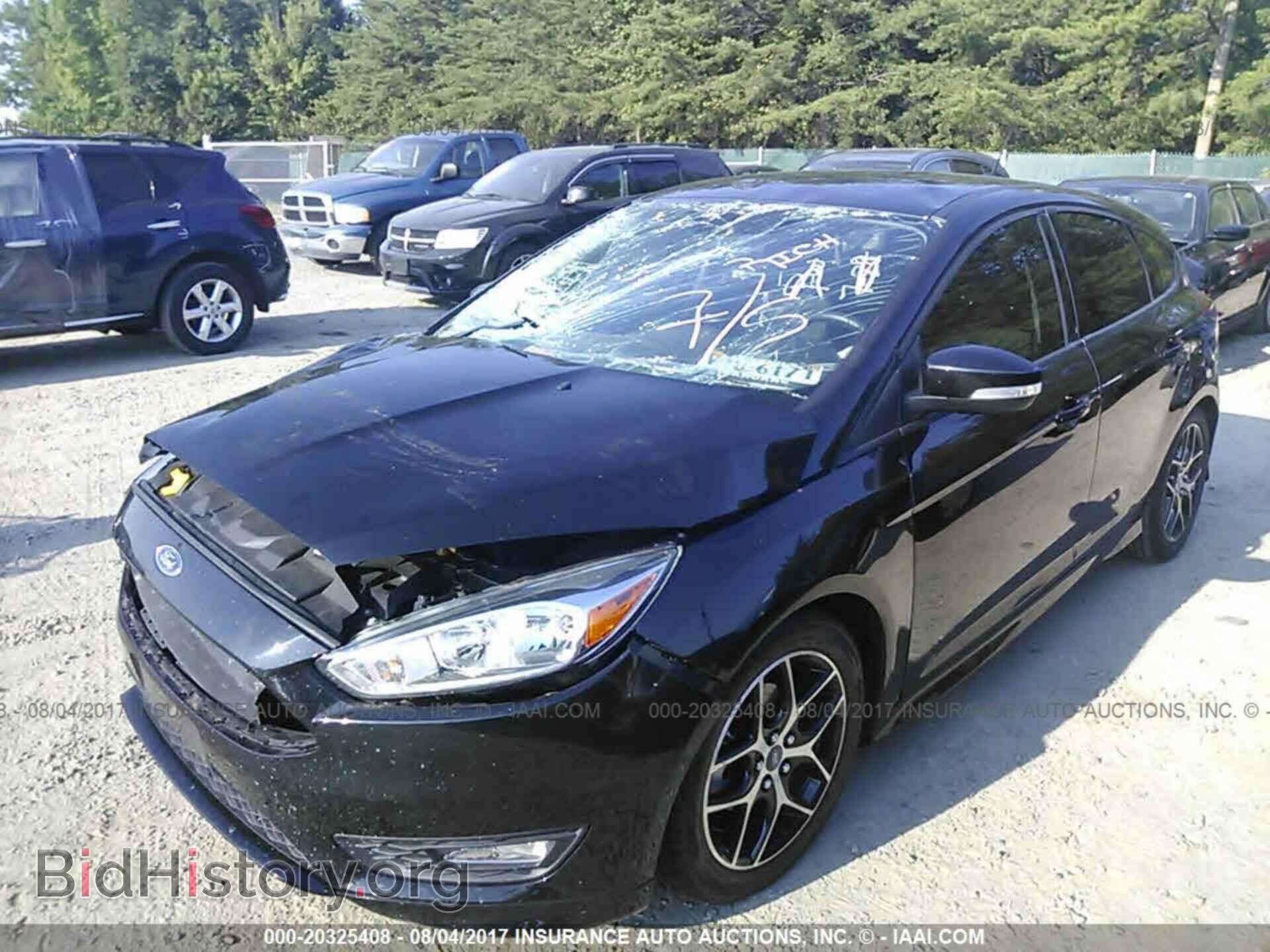 2015 Ford Focus - VIN: 1FADP3K26FL345902 - Photo 2