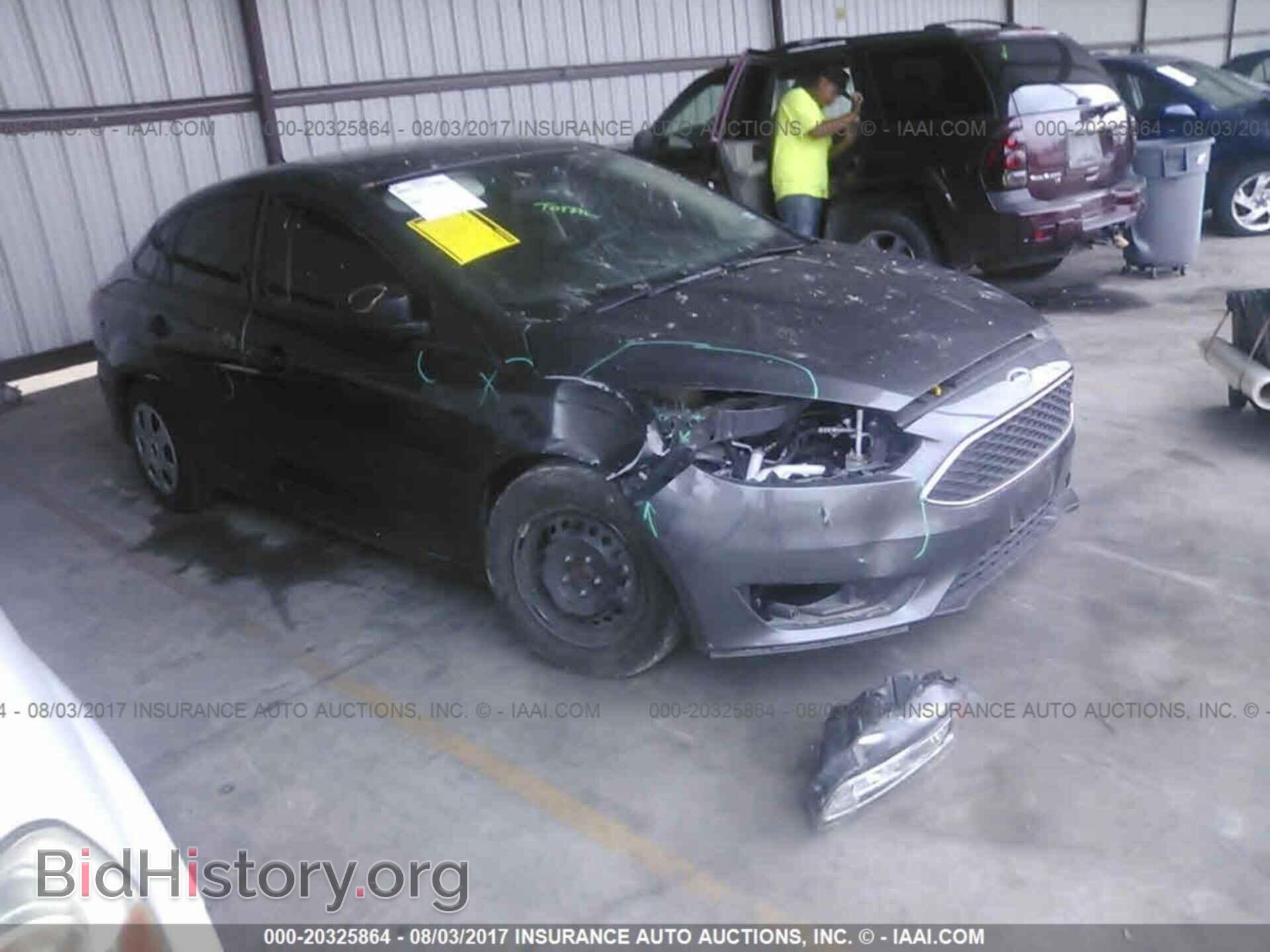 Photo 1FADP3E27FL313519 - Ford Focus 2015