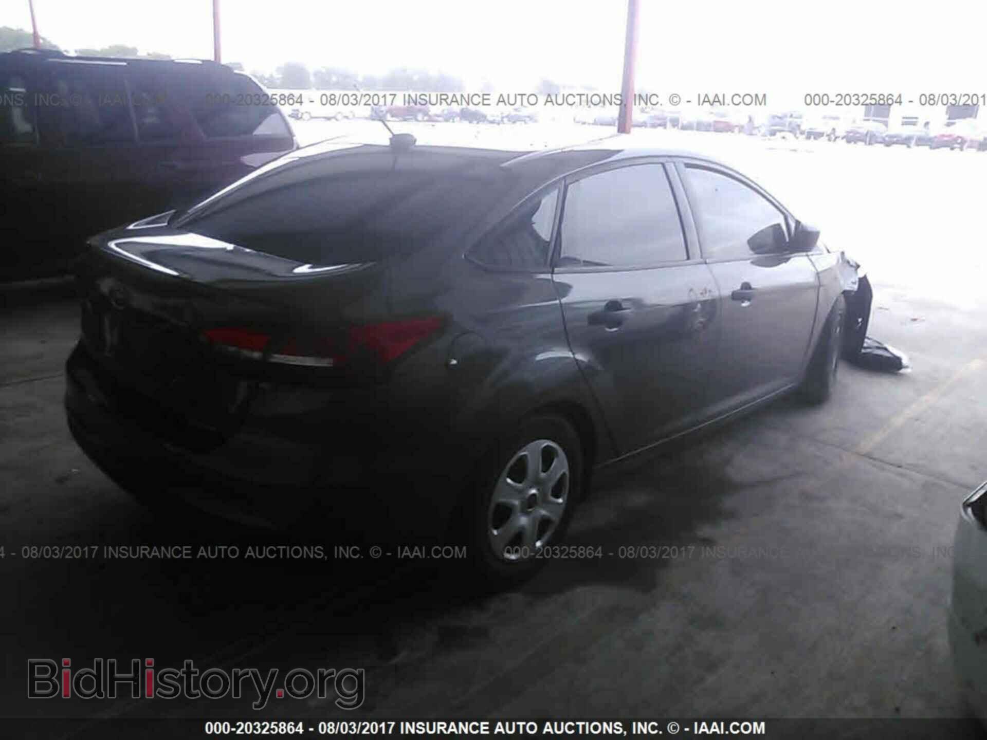 2015 Ford Focus - VIN: 1FADP3E27FL313519 - Photo 4